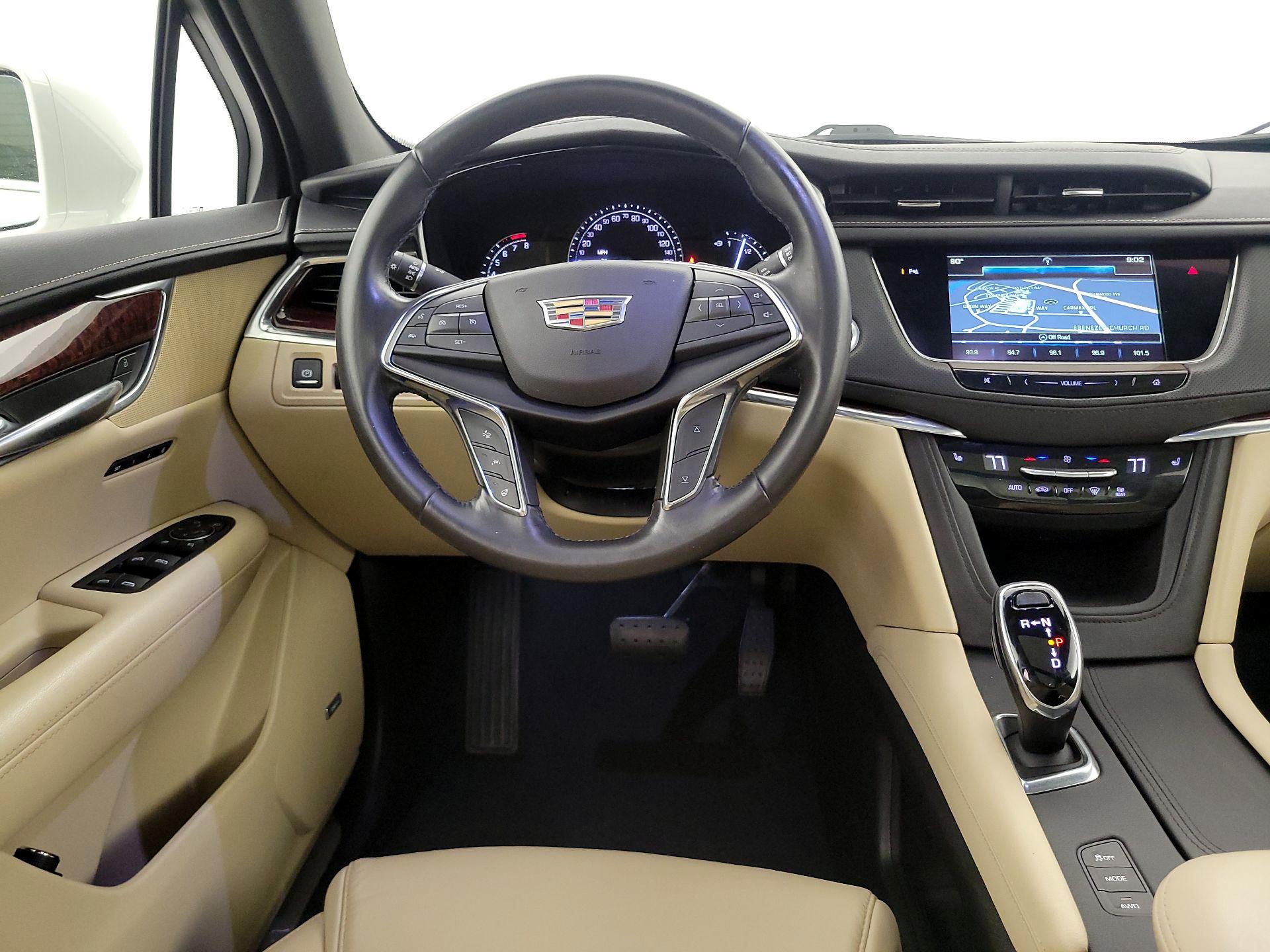 Thumbnail: 2019 Cadillac XT5 - 10