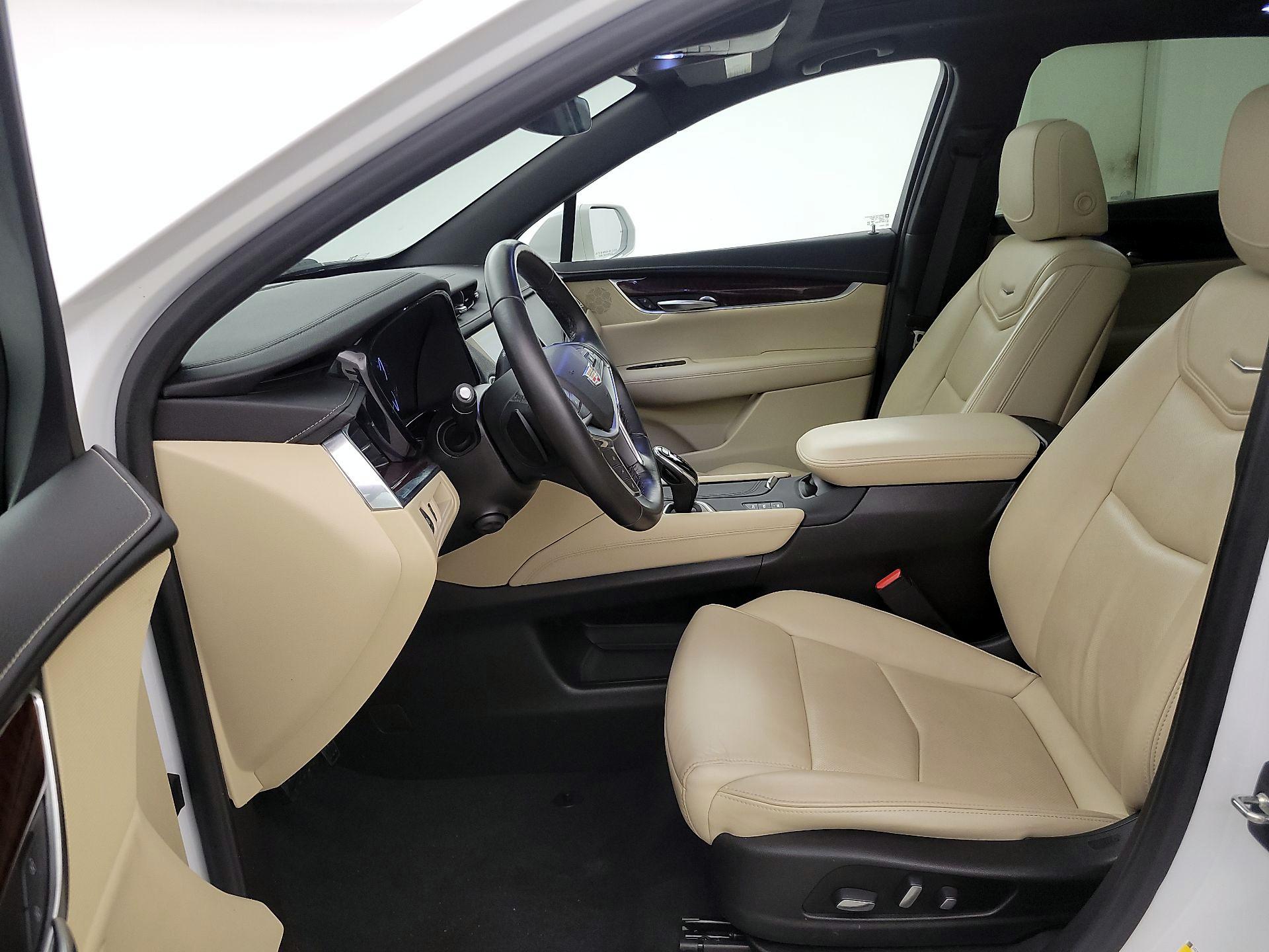 Thumbnail: 2019 Cadillac XT5 - 11