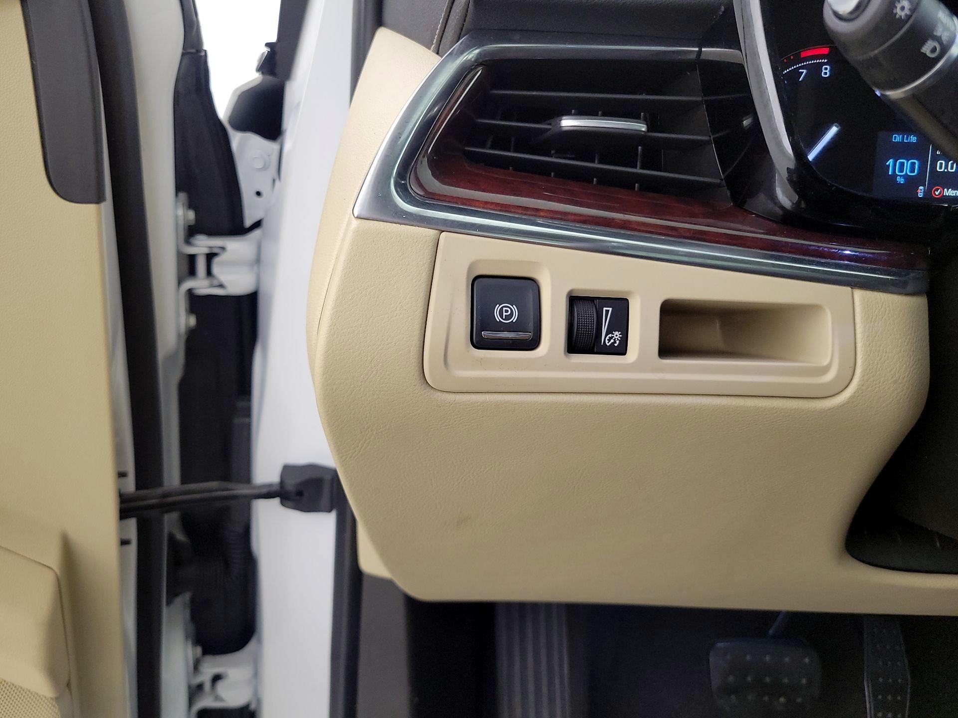 Thumbnail: 2019 Cadillac XT5 - 13