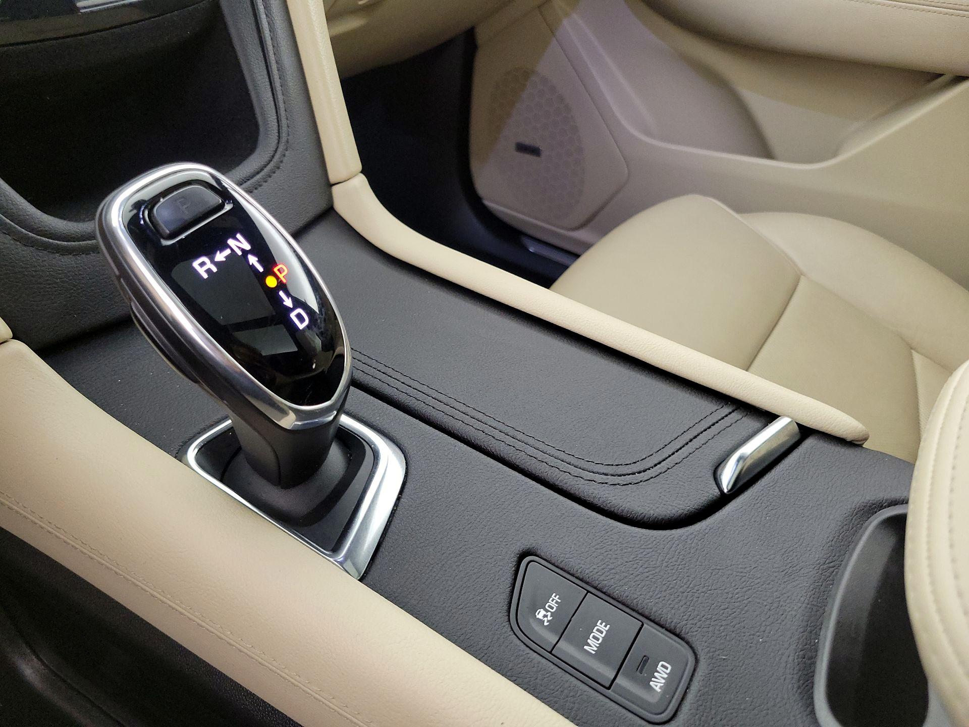 Thumbnail: 2019 Cadillac XT5 - 18