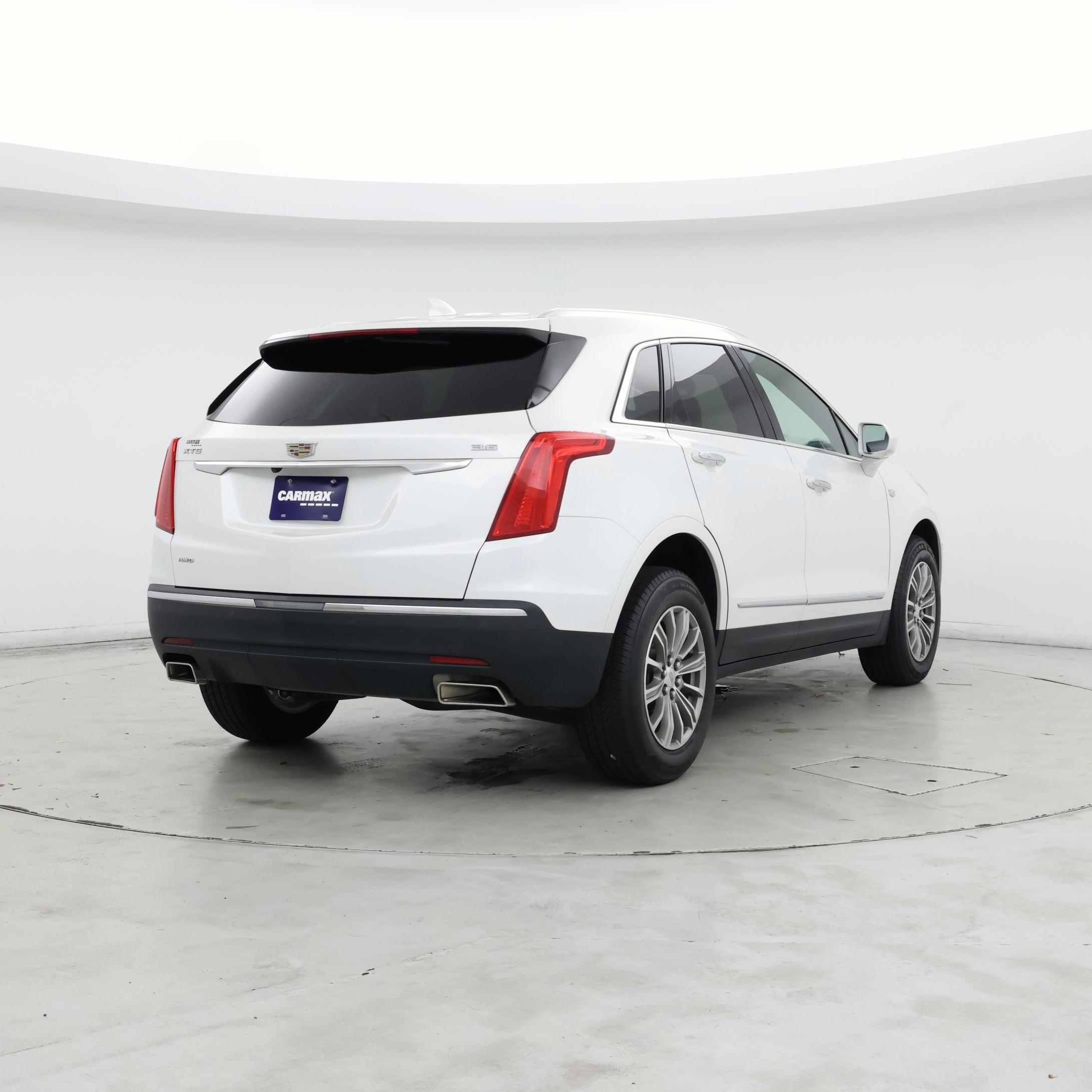 Thumbnail: 2019 Cadillac XT5 - 8
