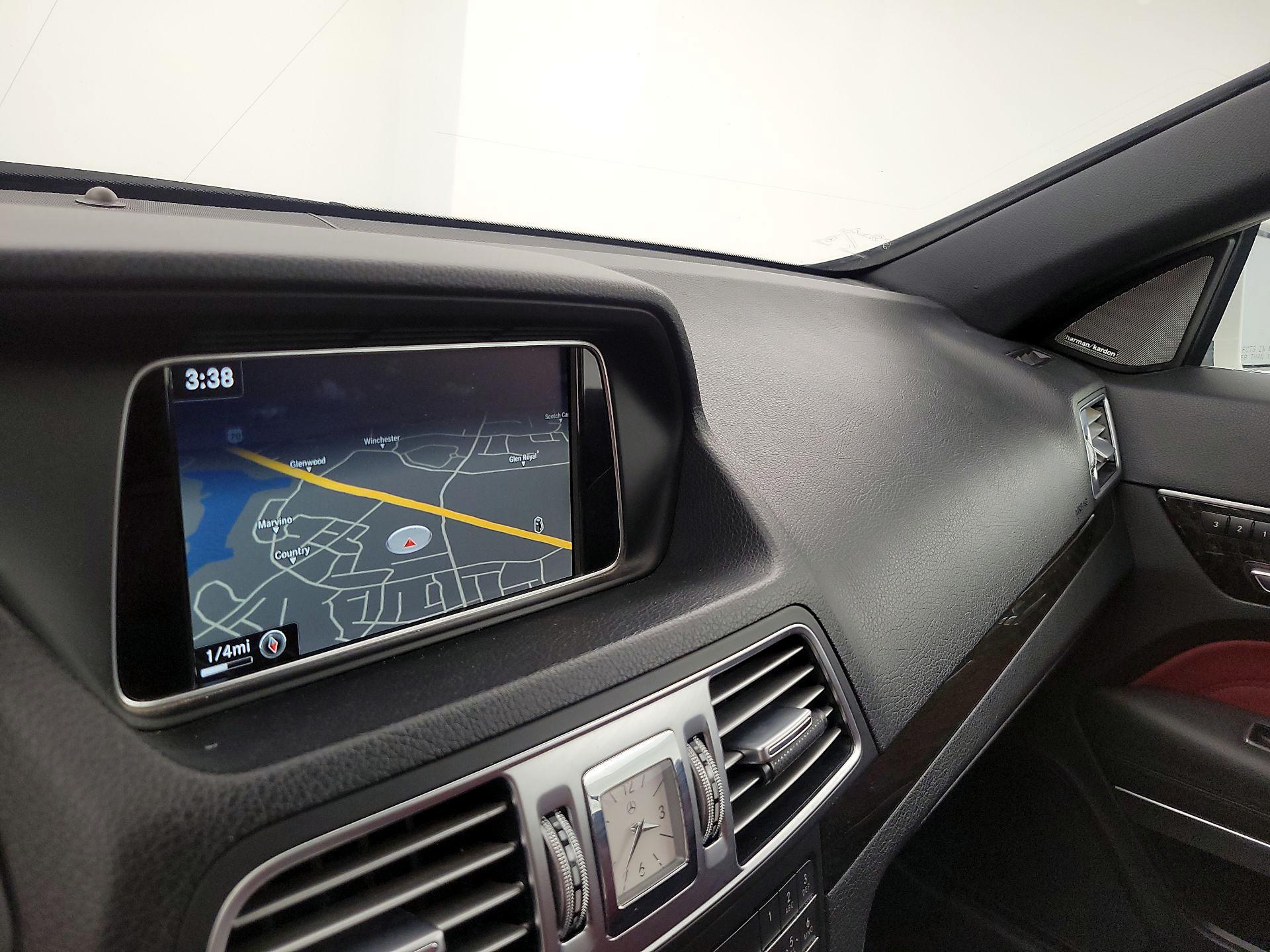 Thumbnail: 2016 Mercedes-Benz E-Class - 14