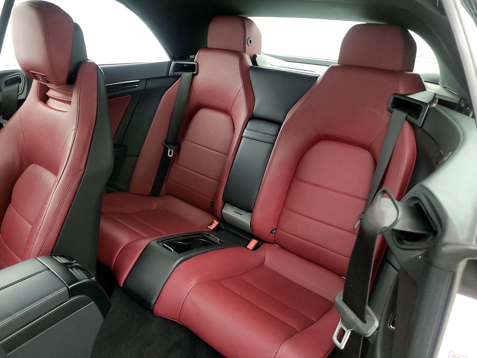Thumbnail: 2016 Mercedes-Benz E-Class - 20