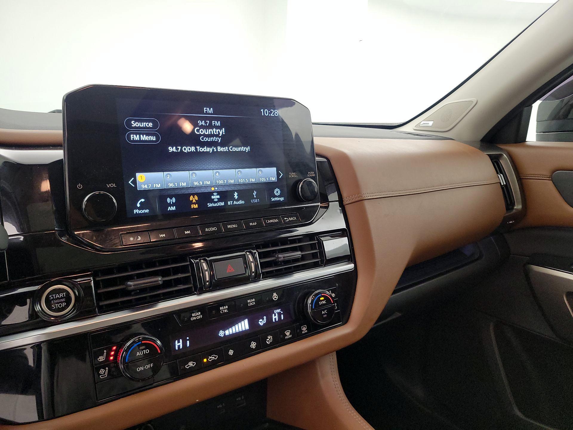 Thumbnail: 2022 Nissan Pathfinder - 16