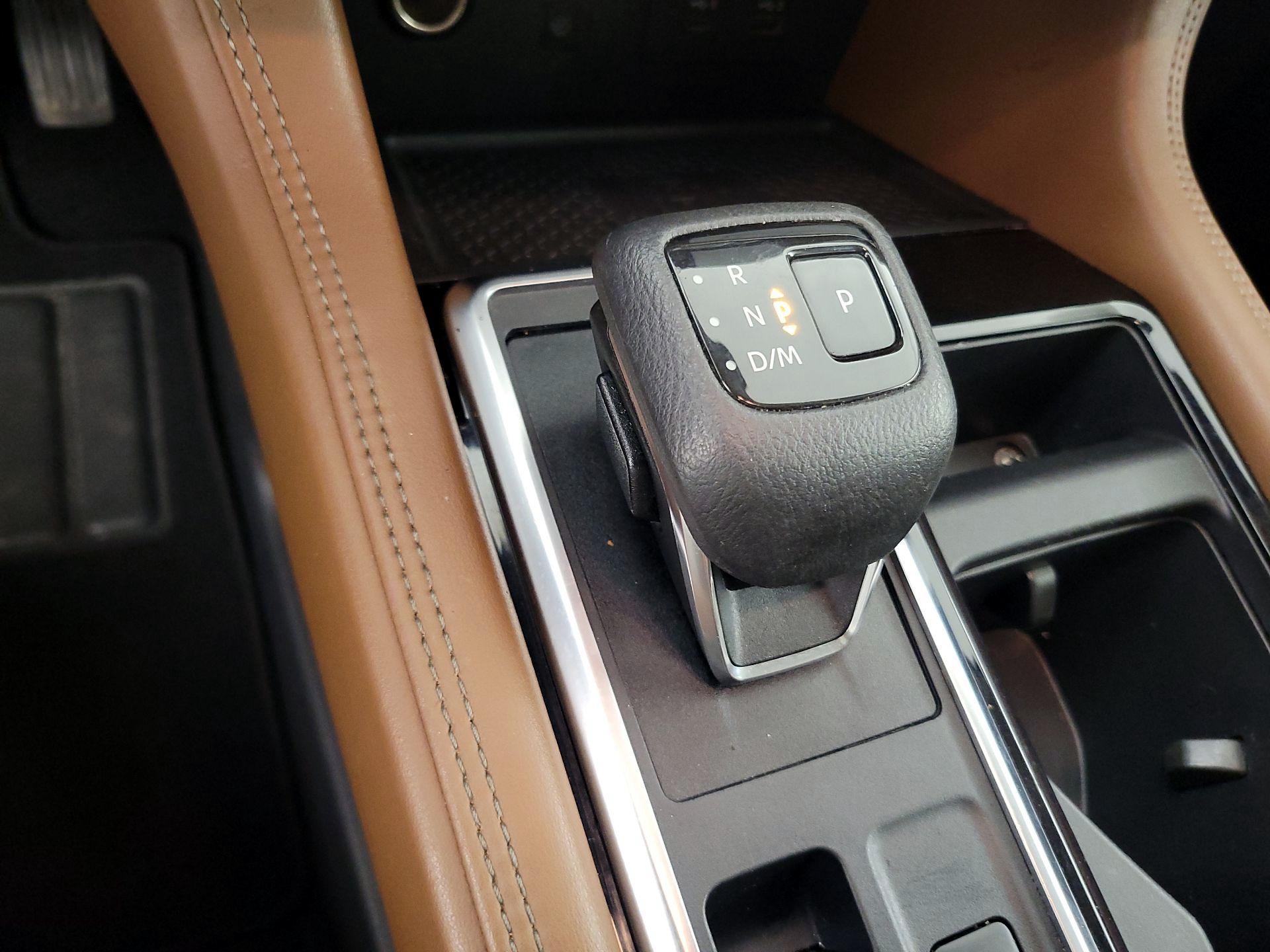 Thumbnail: 2022 Nissan Pathfinder - 18