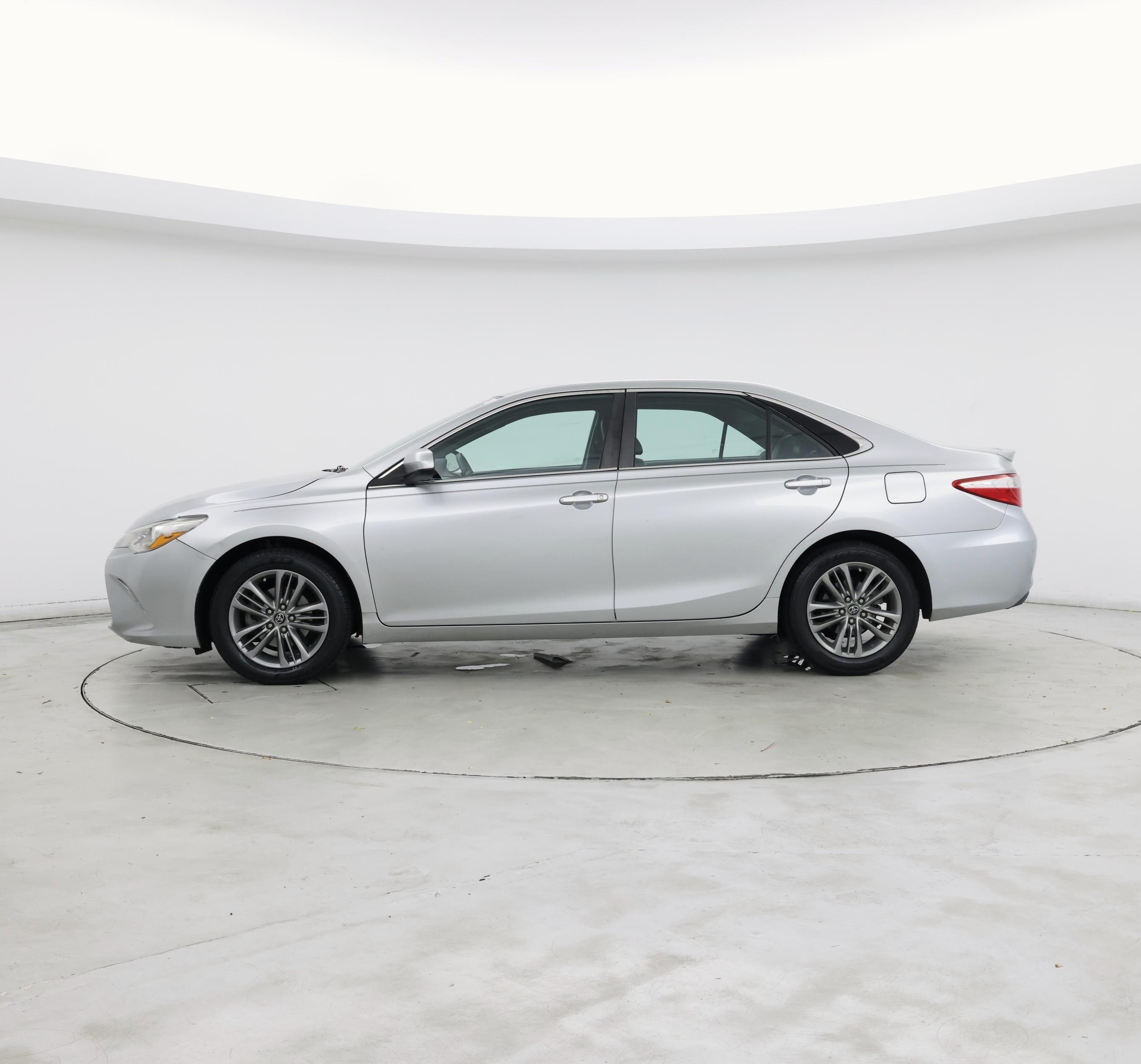 Thumbnail: 2017 Toyota Camry - 3
