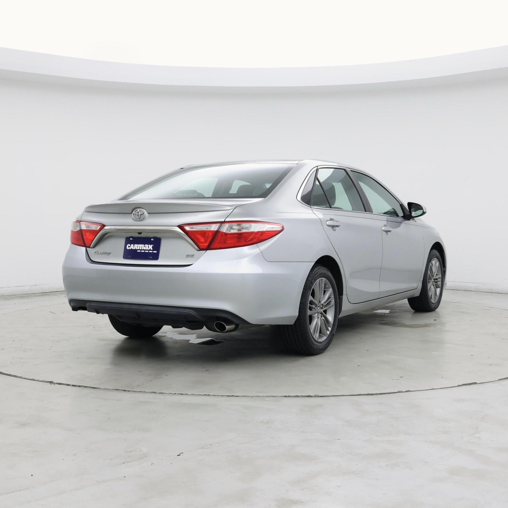 Thumbnail: 2017 Toyota Camry - 8
