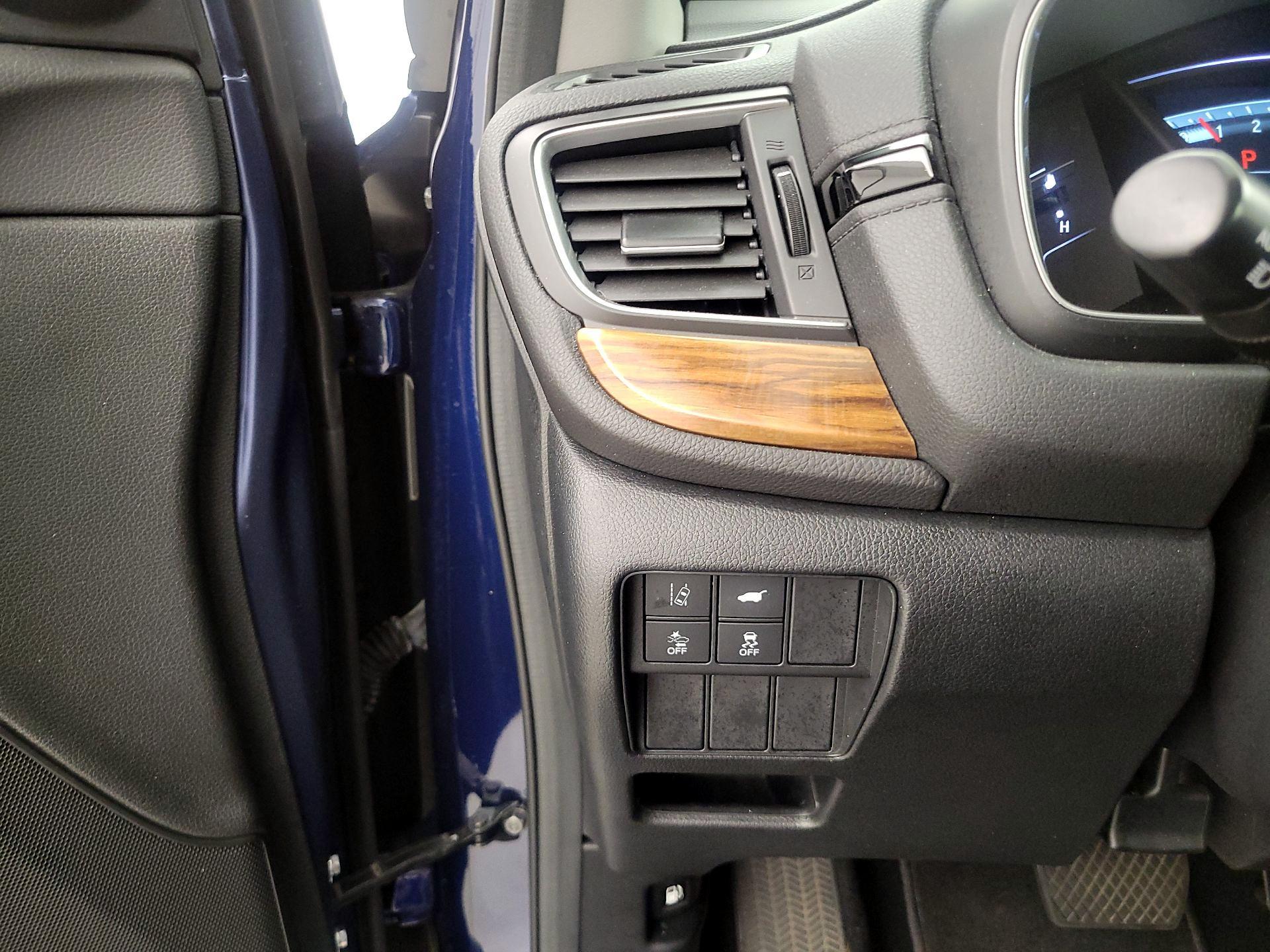 Thumbnail: 2017 Honda CR-V - 13