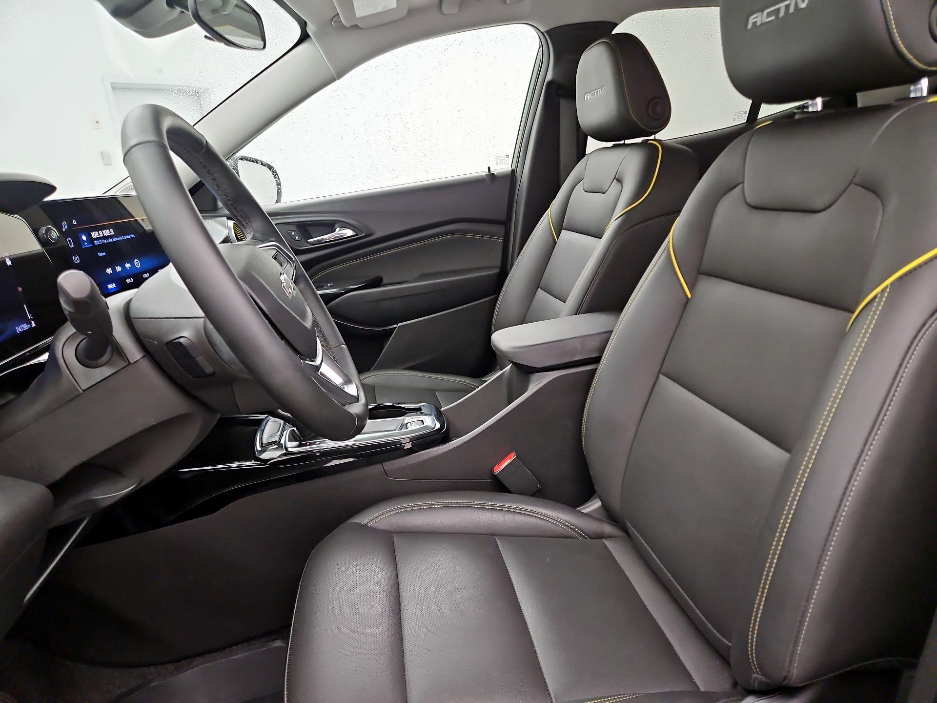 Thumbnail: 2024 Chevrolet Trax - 11