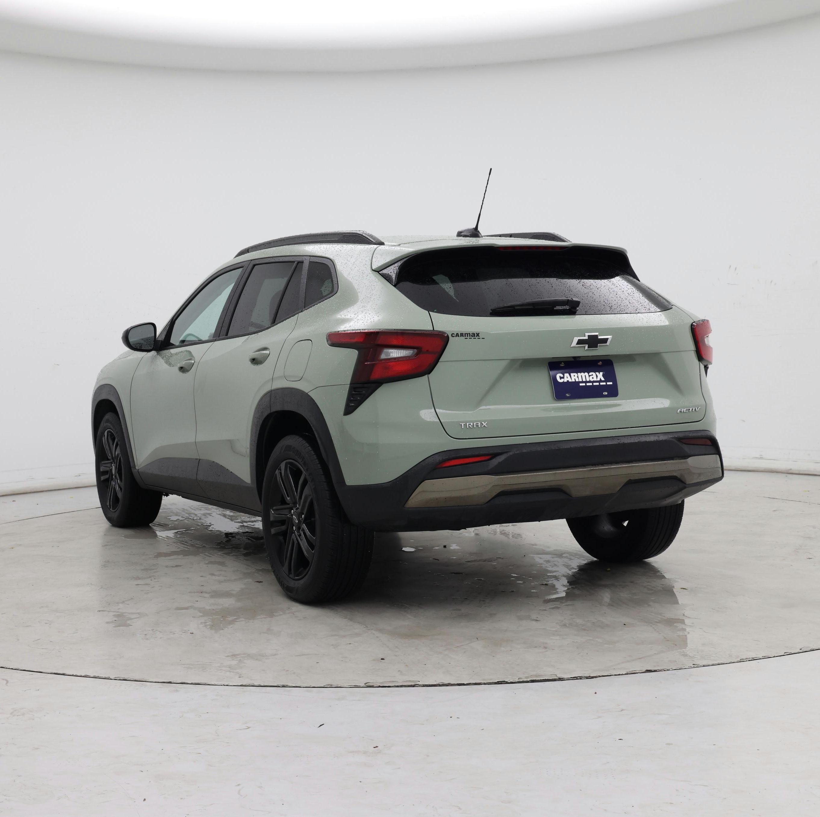 Thumbnail: 2024 Chevrolet Trax - 2