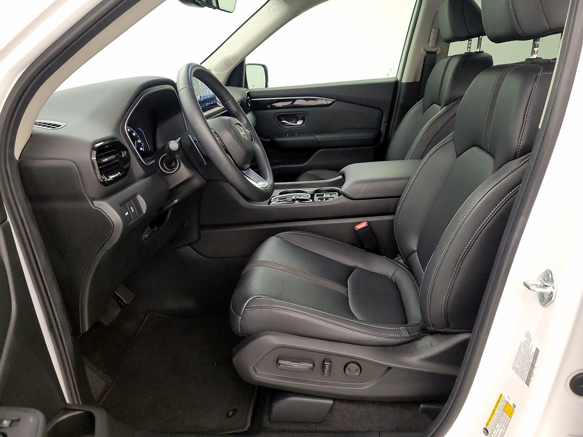 Thumbnail: 2025 Honda Pilot - 11