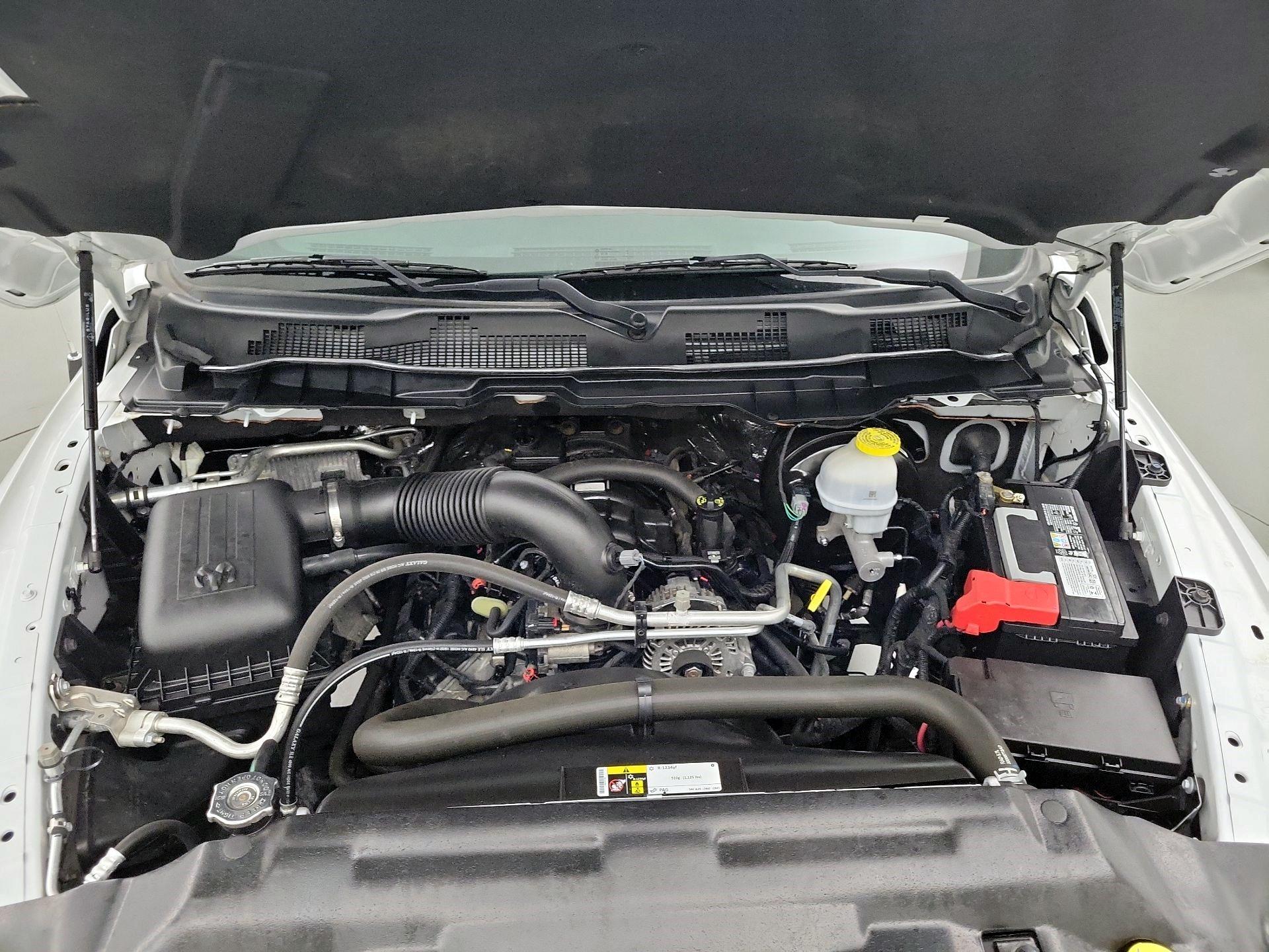 Thumbnail: 2020 RAM 1500 Classic - 18