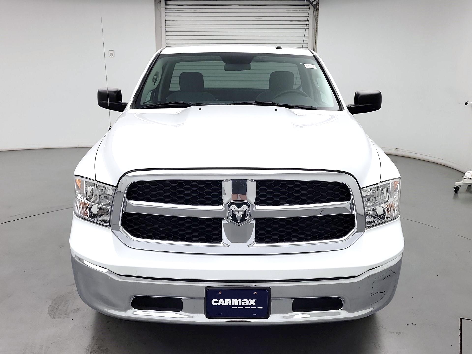 Thumbnail: 2020 RAM 1500 Classic - 2