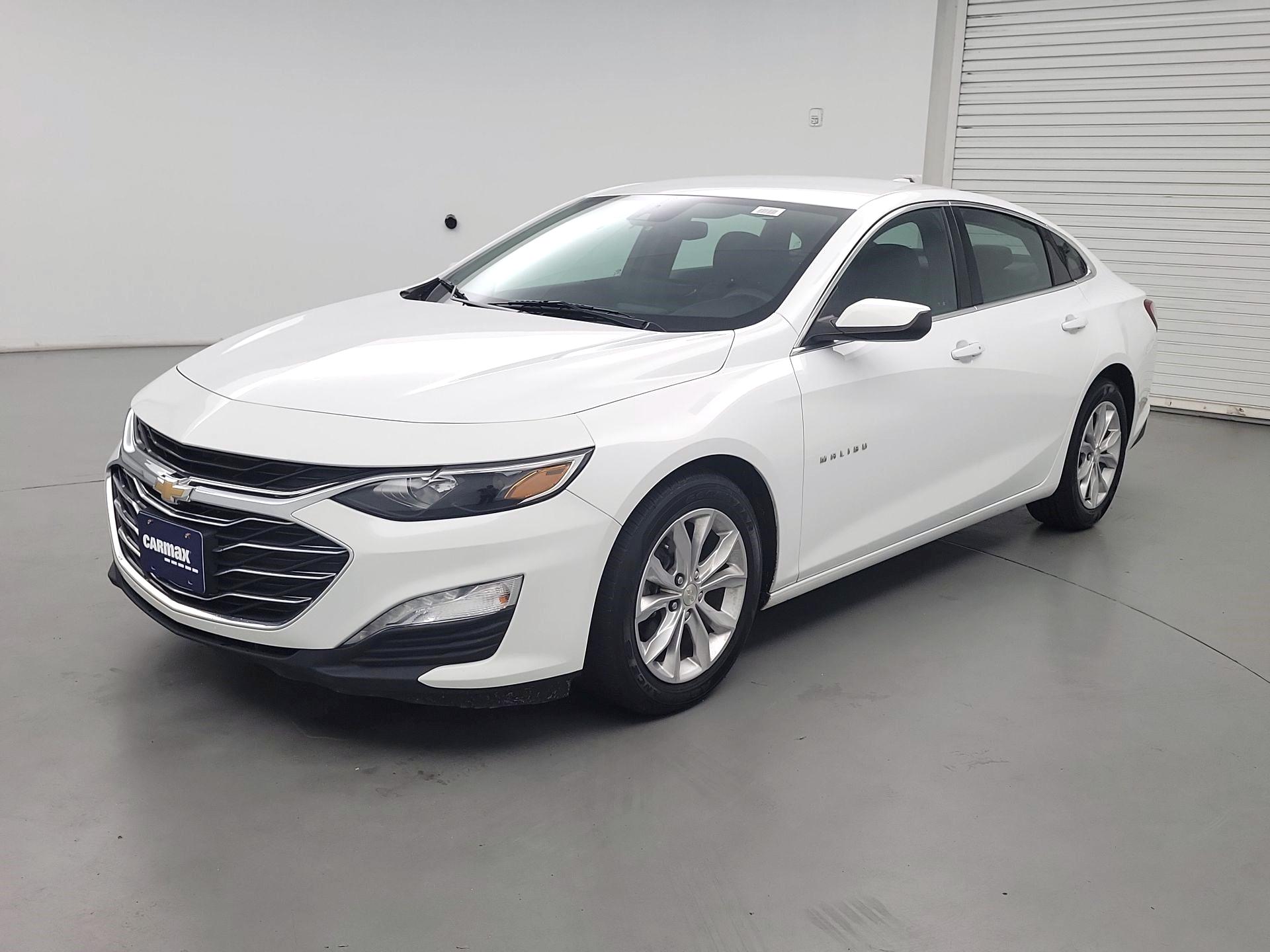 Thumbnail: 2021 Chevrolet Malibu - 3