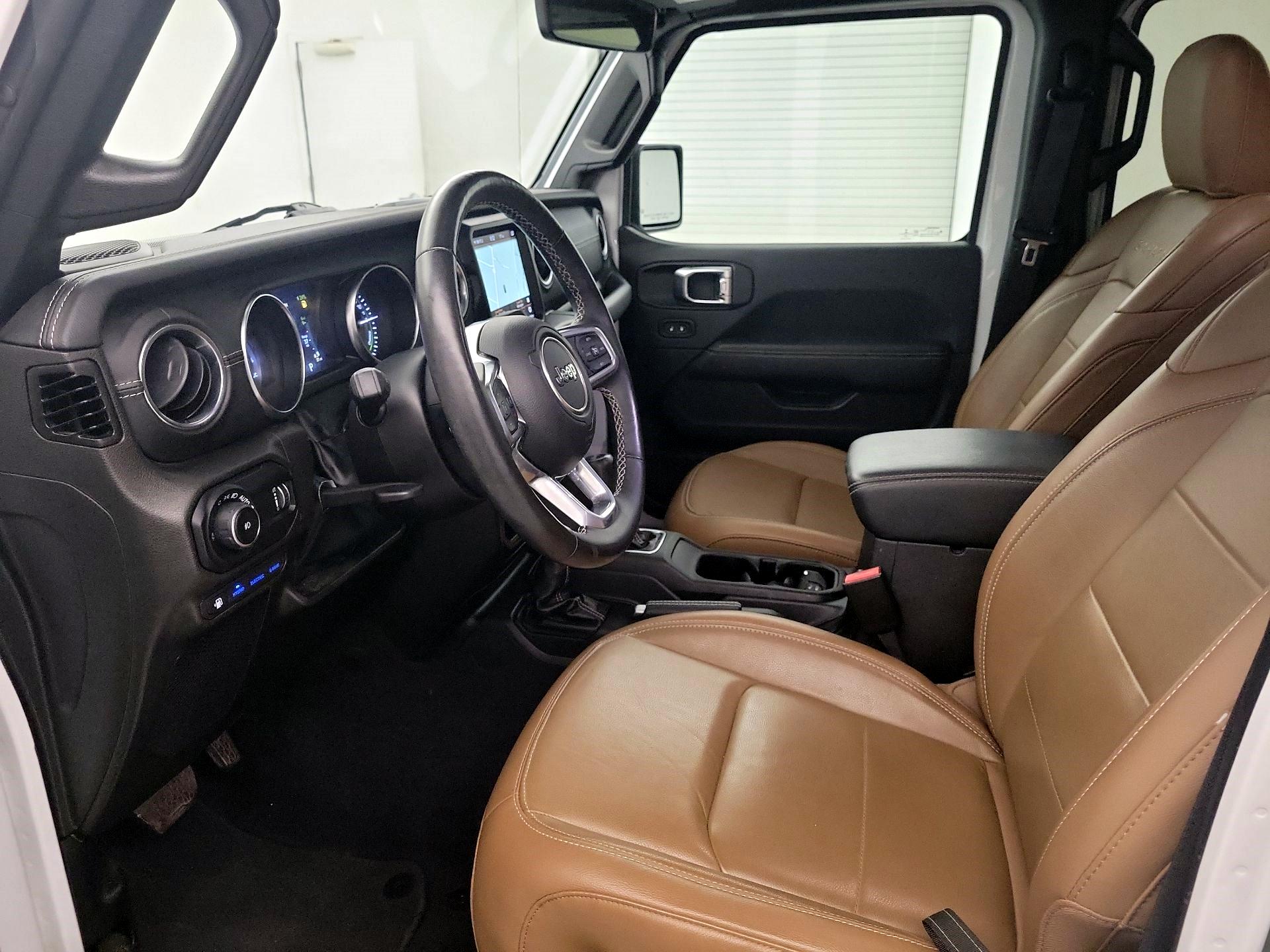 Thumbnail: 2023 Jeep Wrangler - 9