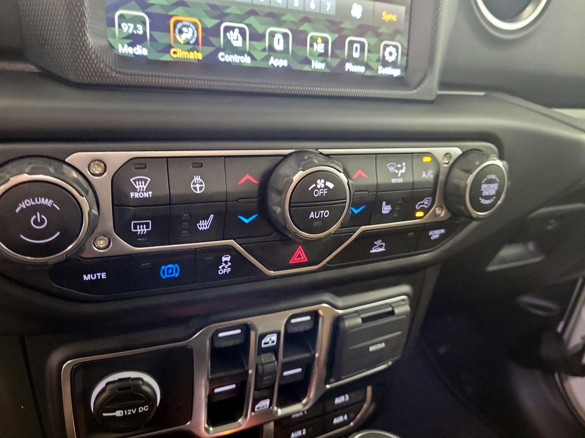 Thumbnail: 2023 Jeep Wrangler - 15