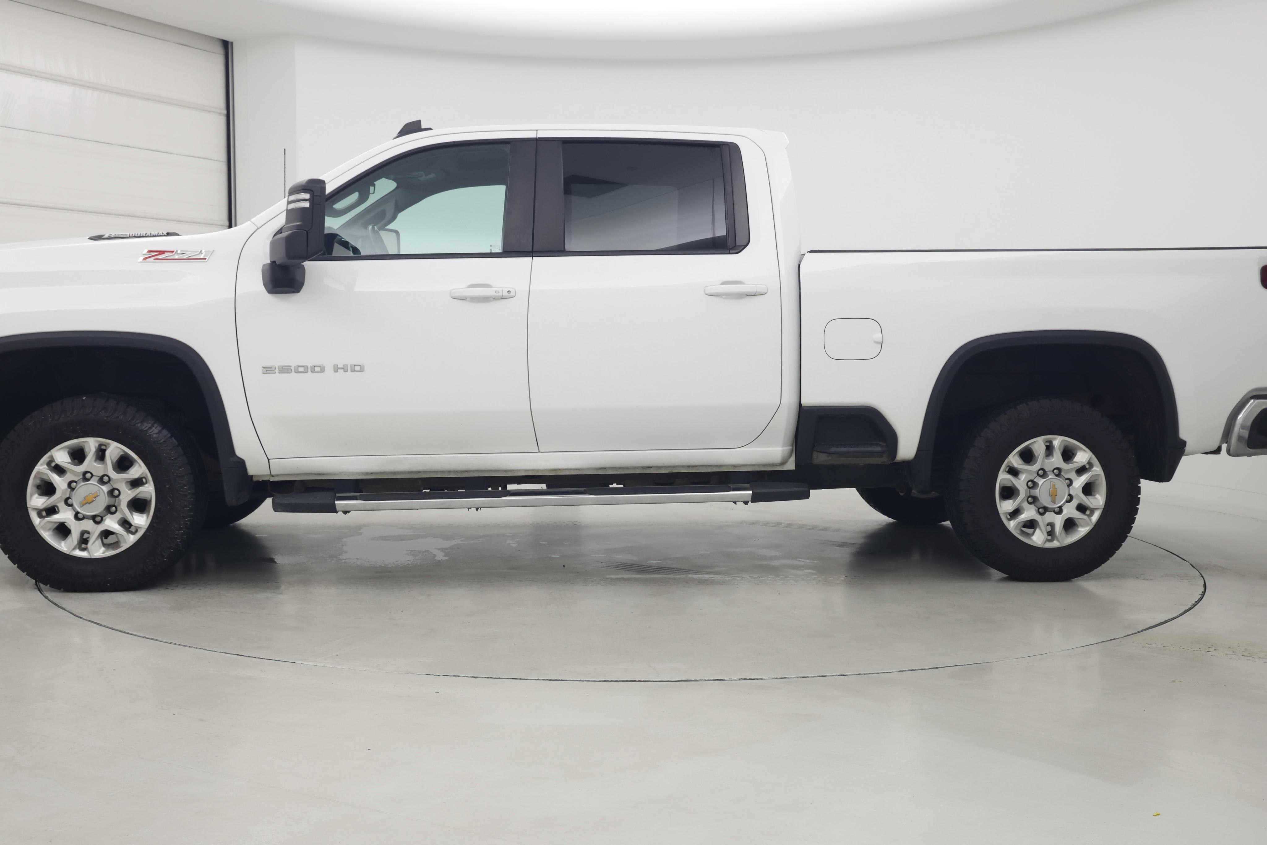 Thumbnail: 2023 Chevrolet Silverado 2500 - 3