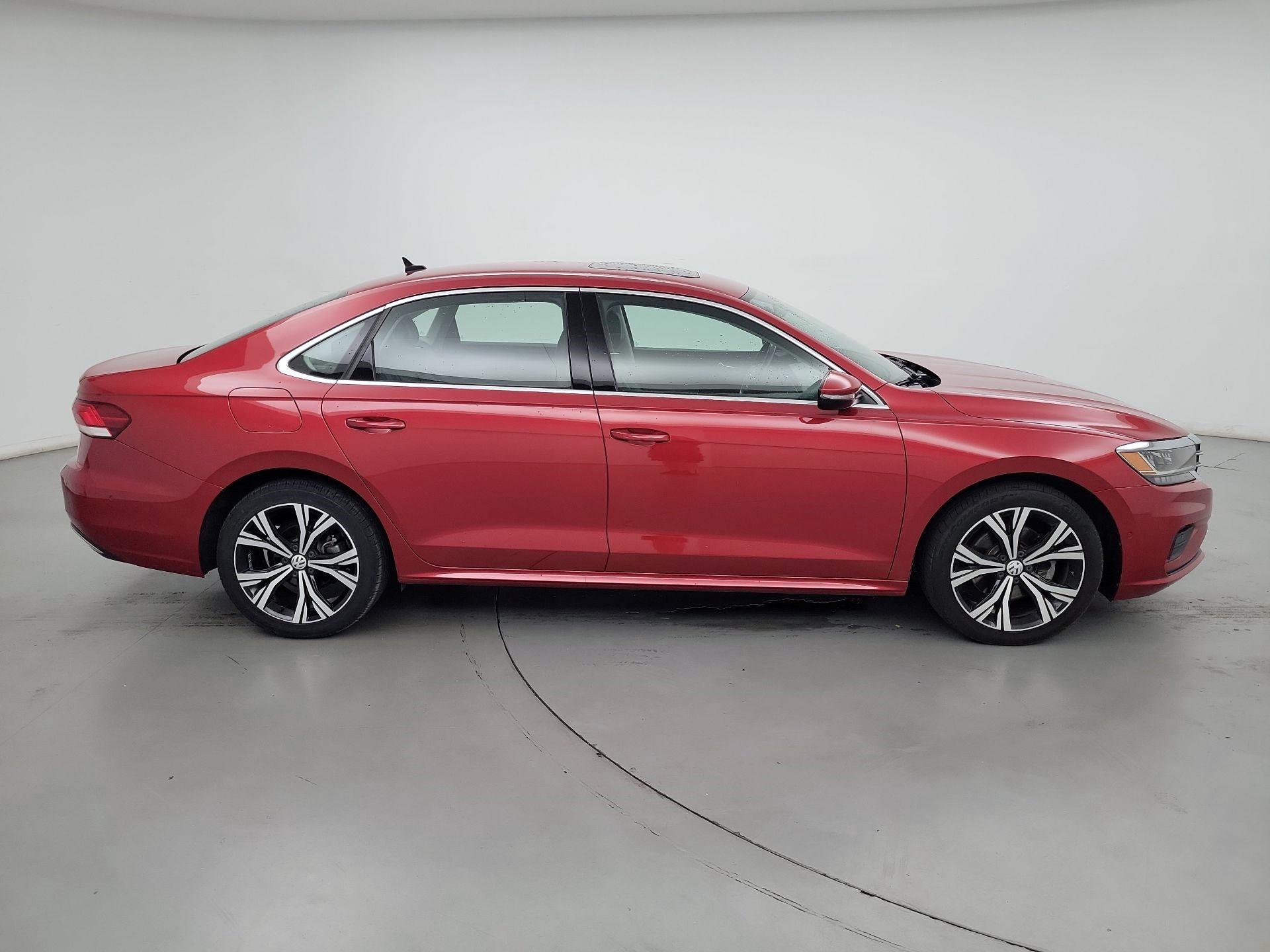Thumbnail: 2020 Volkswagen Passat - 4