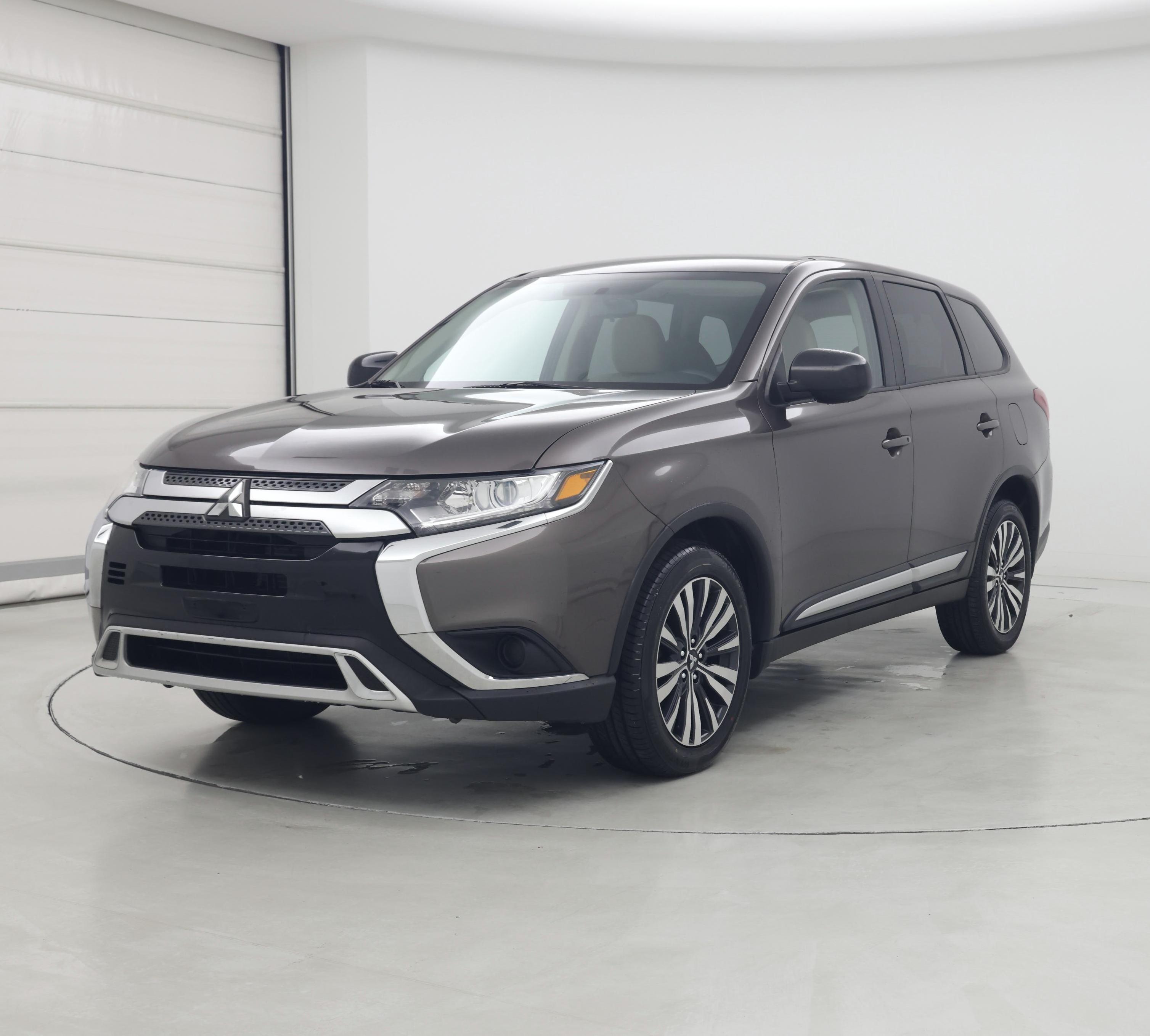 Thumbnail: 2020 Mitsubishi Outlander - 4