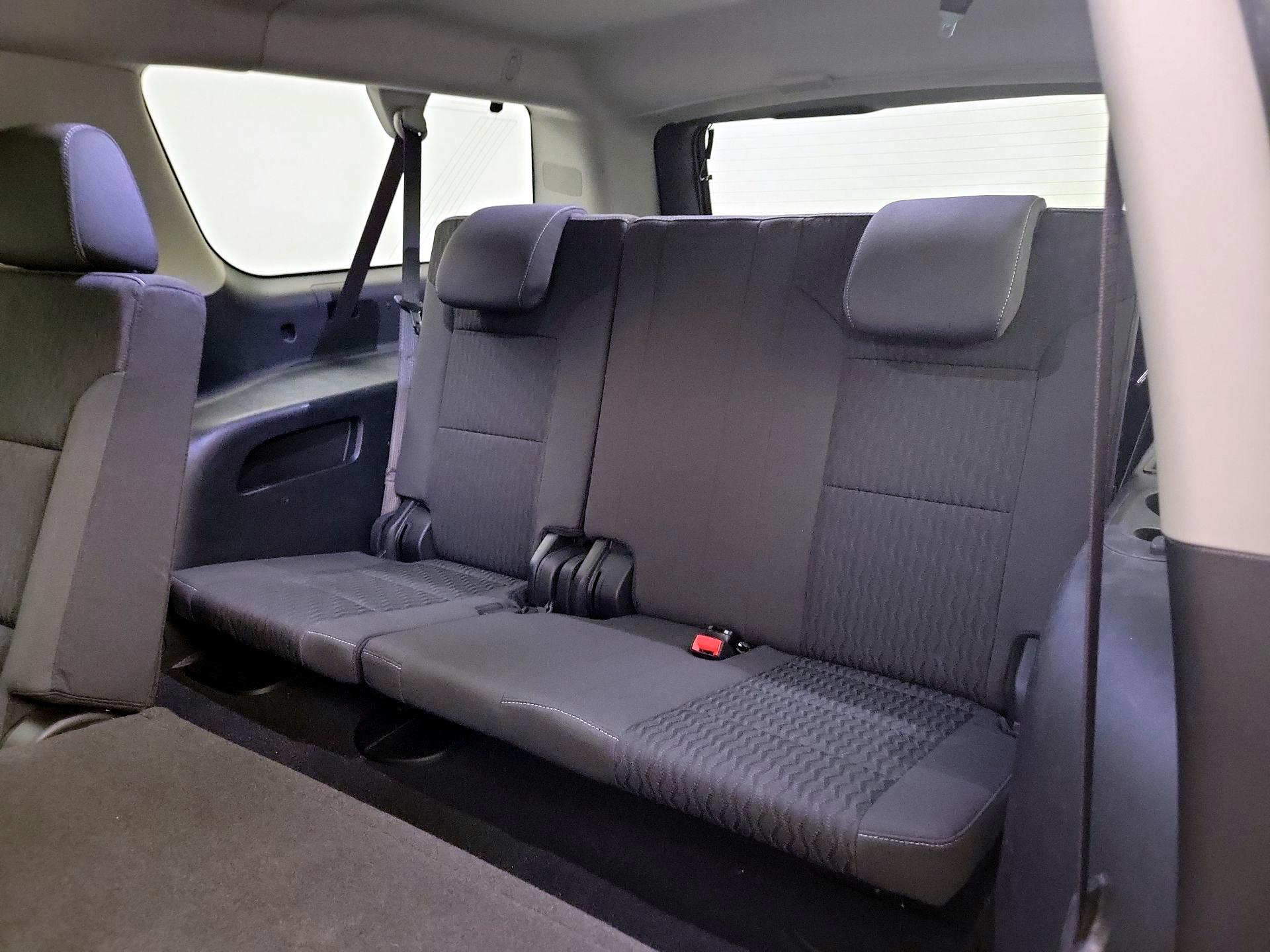 Thumbnail: 2020 Chevrolet Suburban - 20