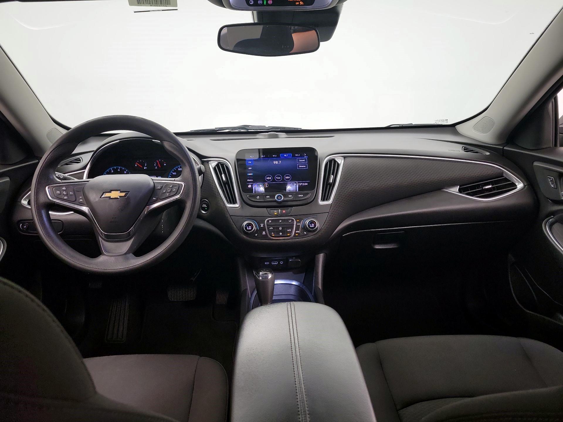 Thumbnail: 2020 Chevrolet Malibu - 8