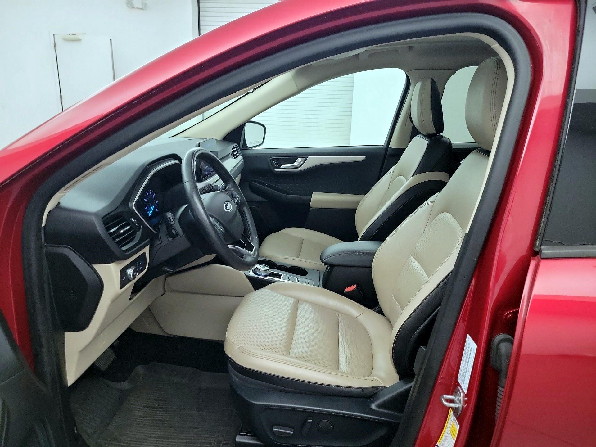 Thumbnail: 2020 Ford Escape - 9