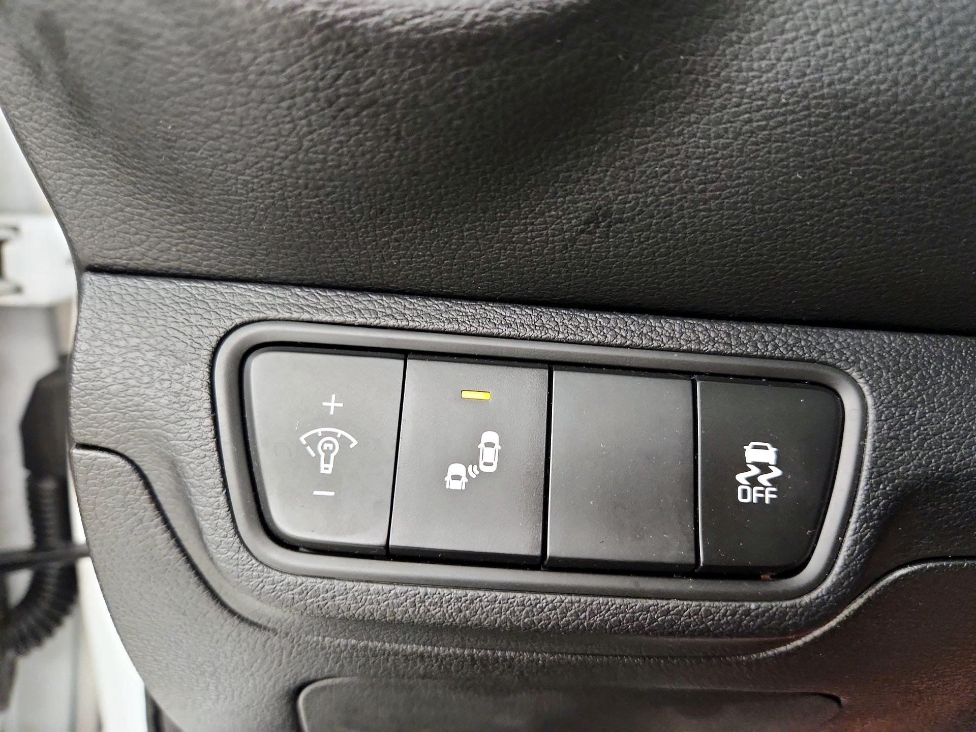 Thumbnail: 2023 Kia Forte - 13