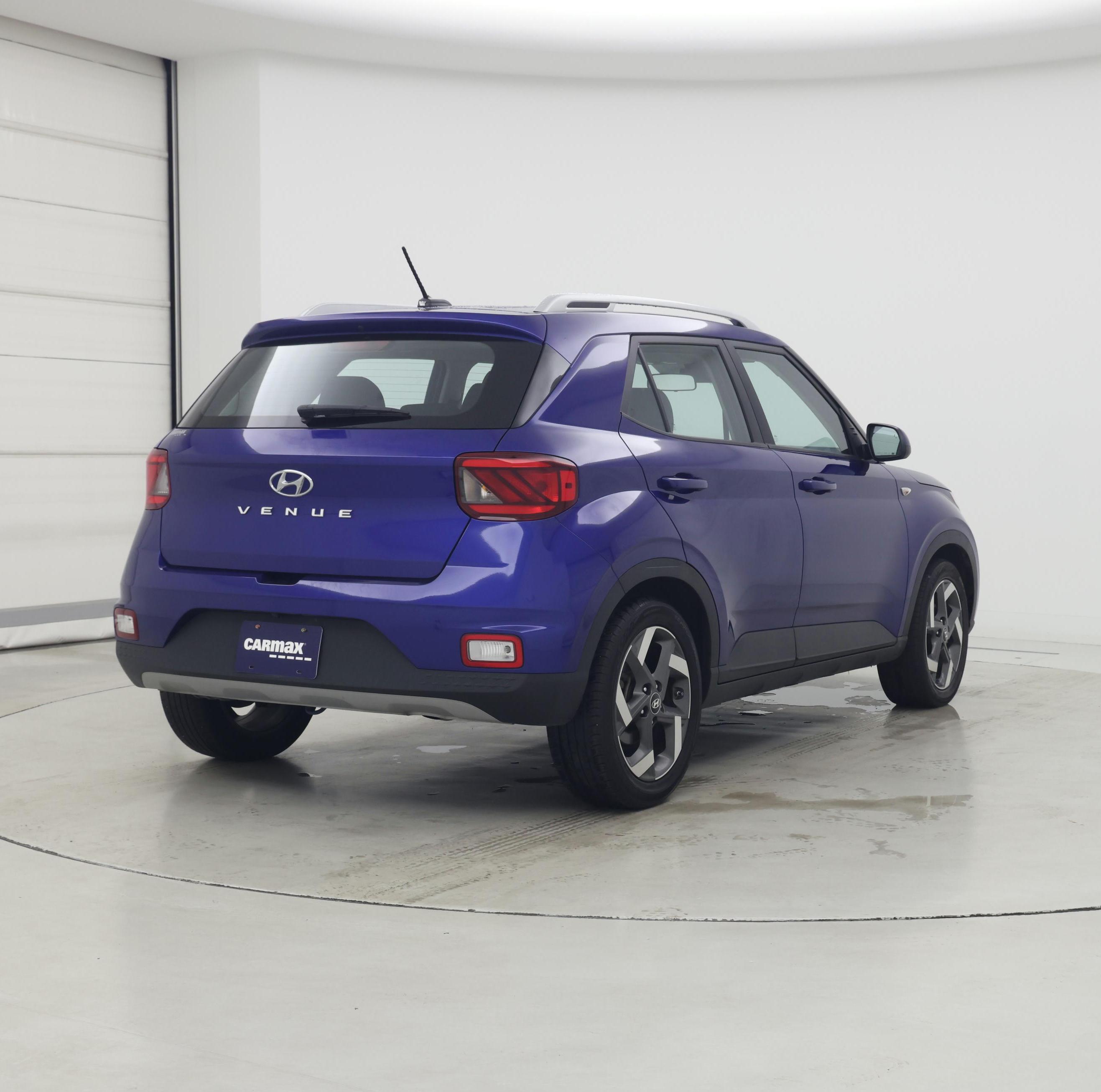 Thumbnail: 2023 Hyundai Venue - 8