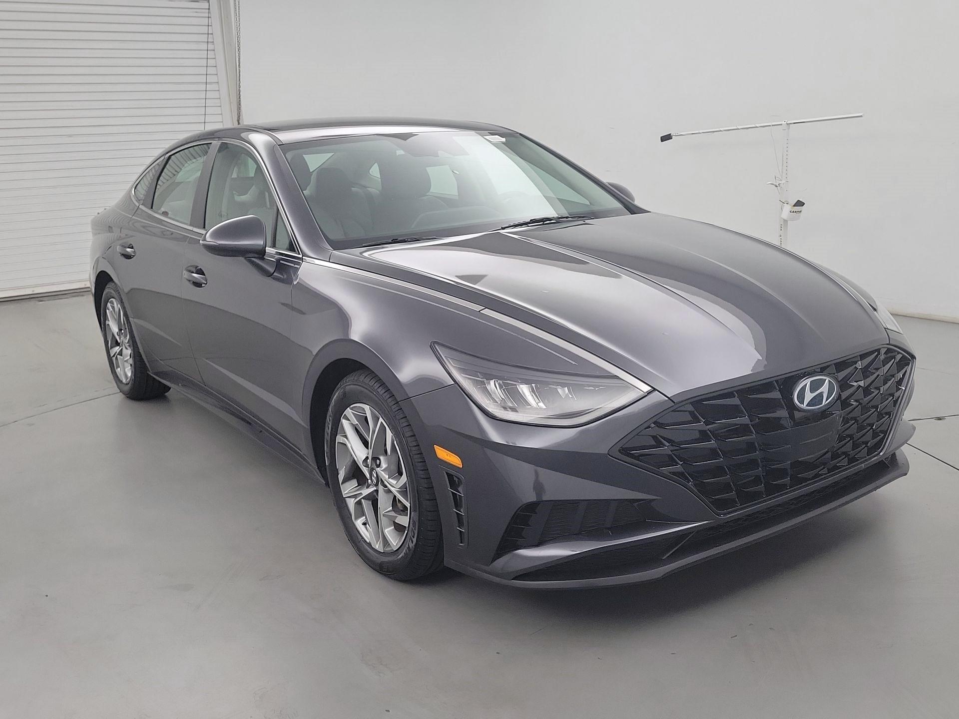 Thumbnail: 2020 Hyundai Sonata - 1