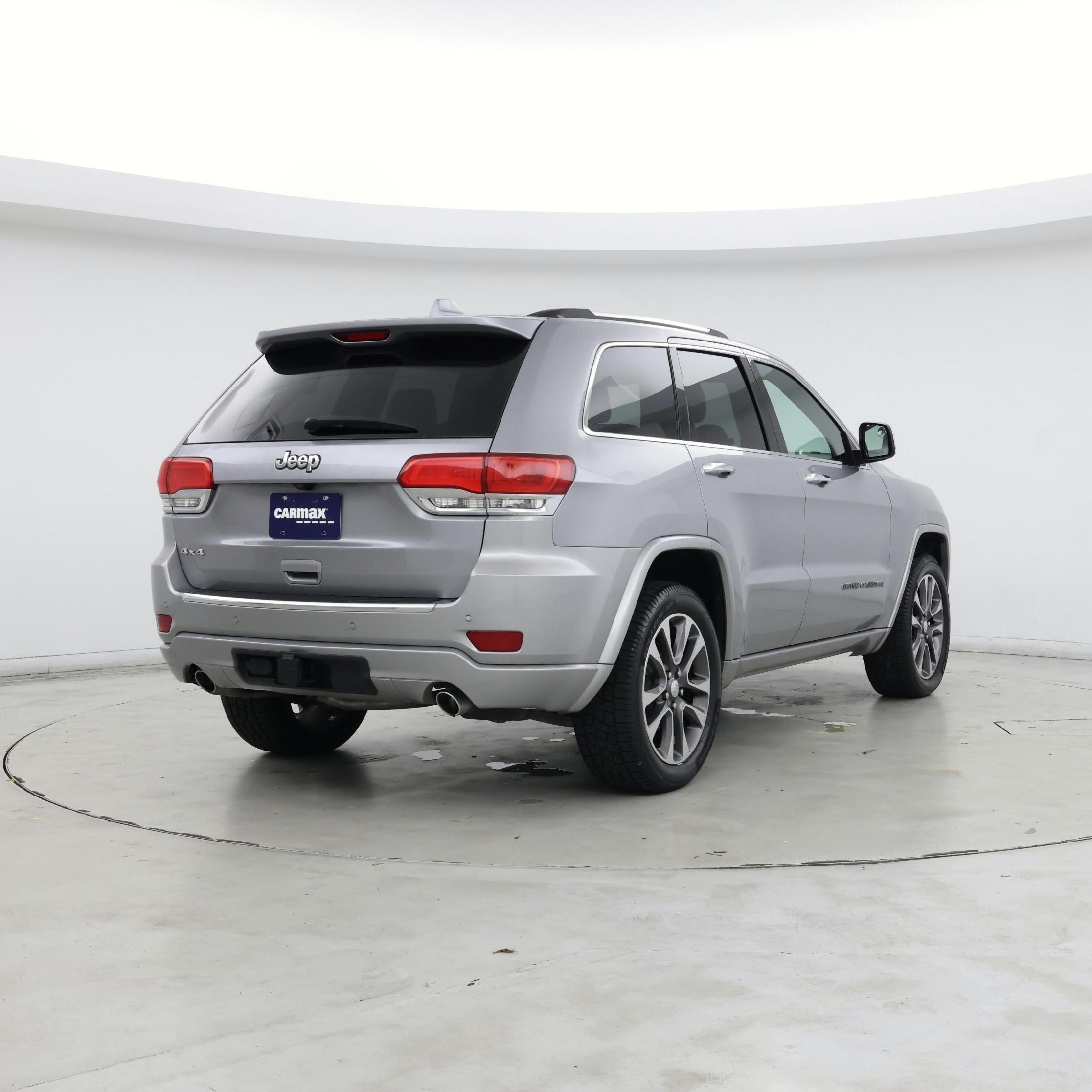 Thumbnail: 2018 Jeep Grand Cherokee - 8