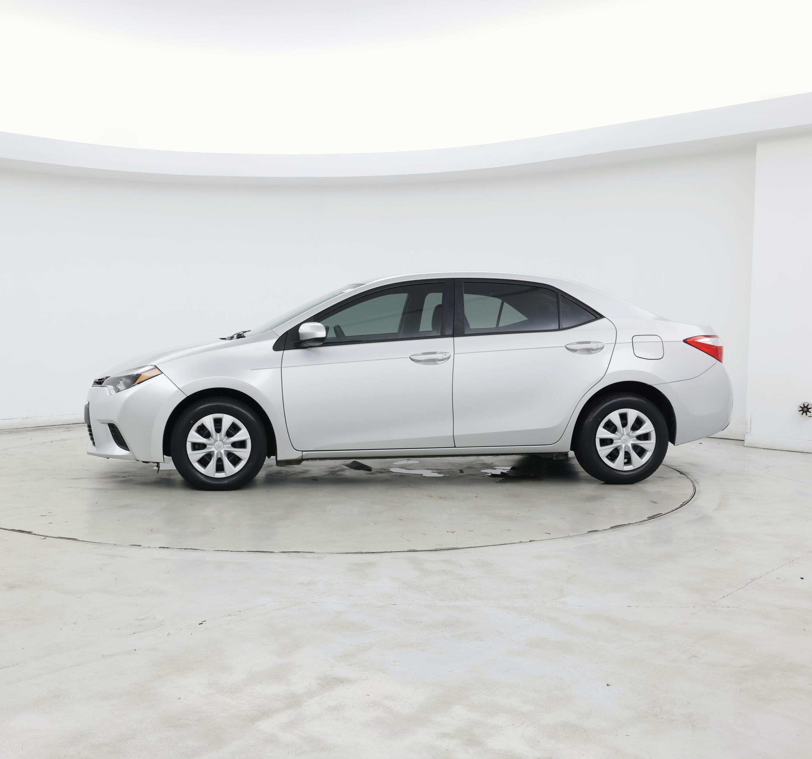 Thumbnail: 2016 Toyota Corolla - 3