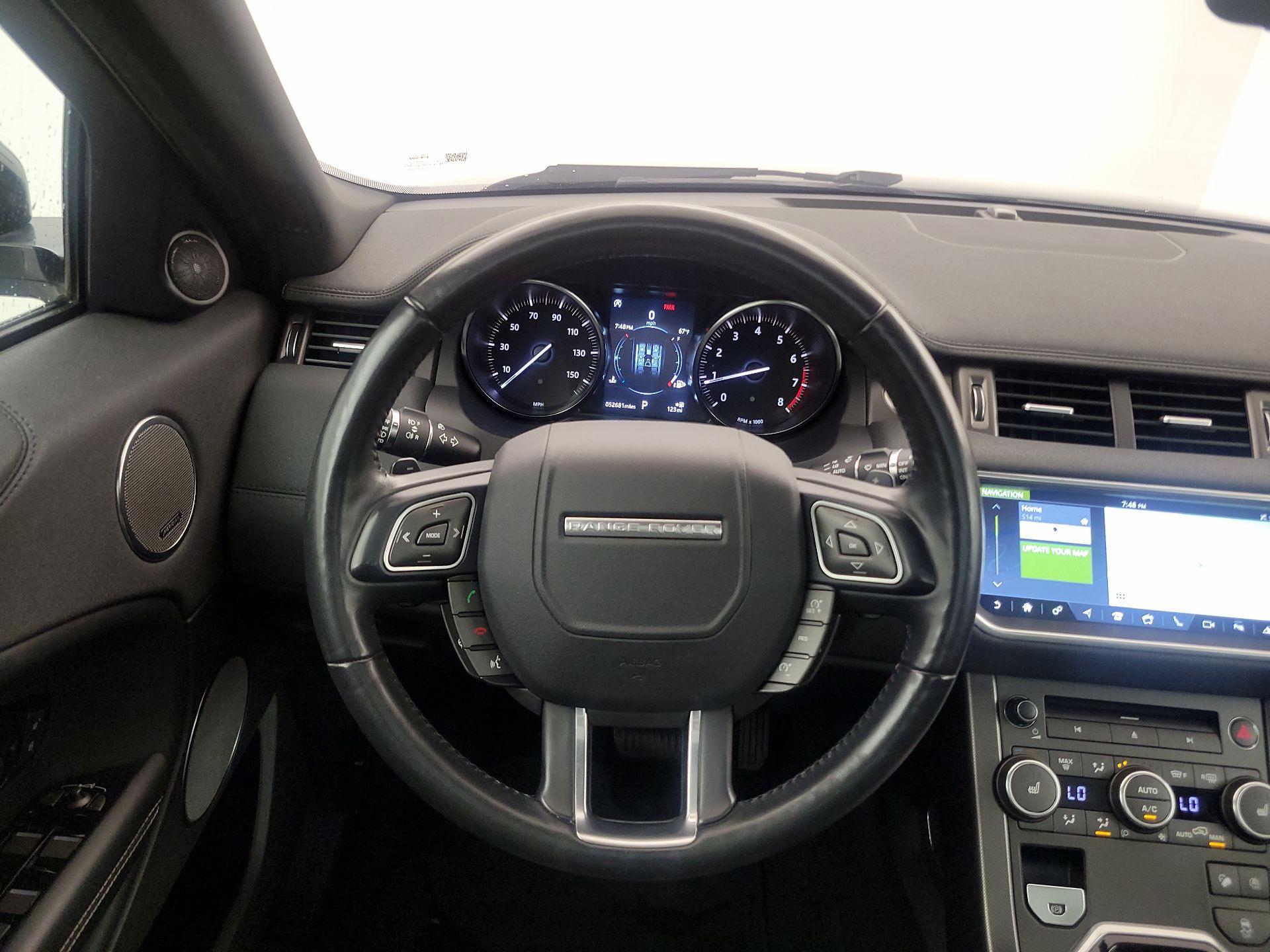 Thumbnail: 2019 Land Rover Range Rover Evoque - 10