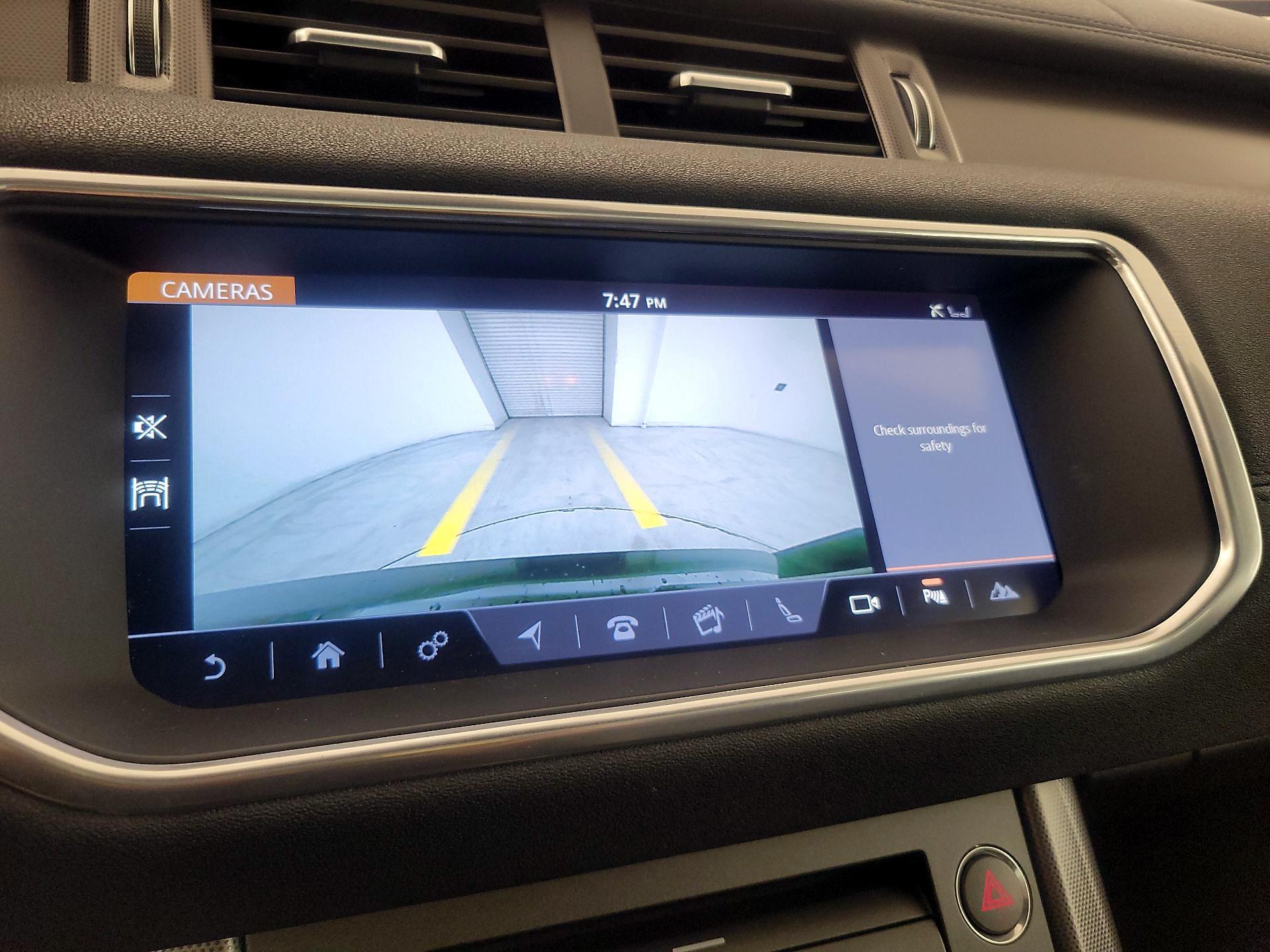 Thumbnail: 2019 Land Rover Range Rover Evoque - 14
