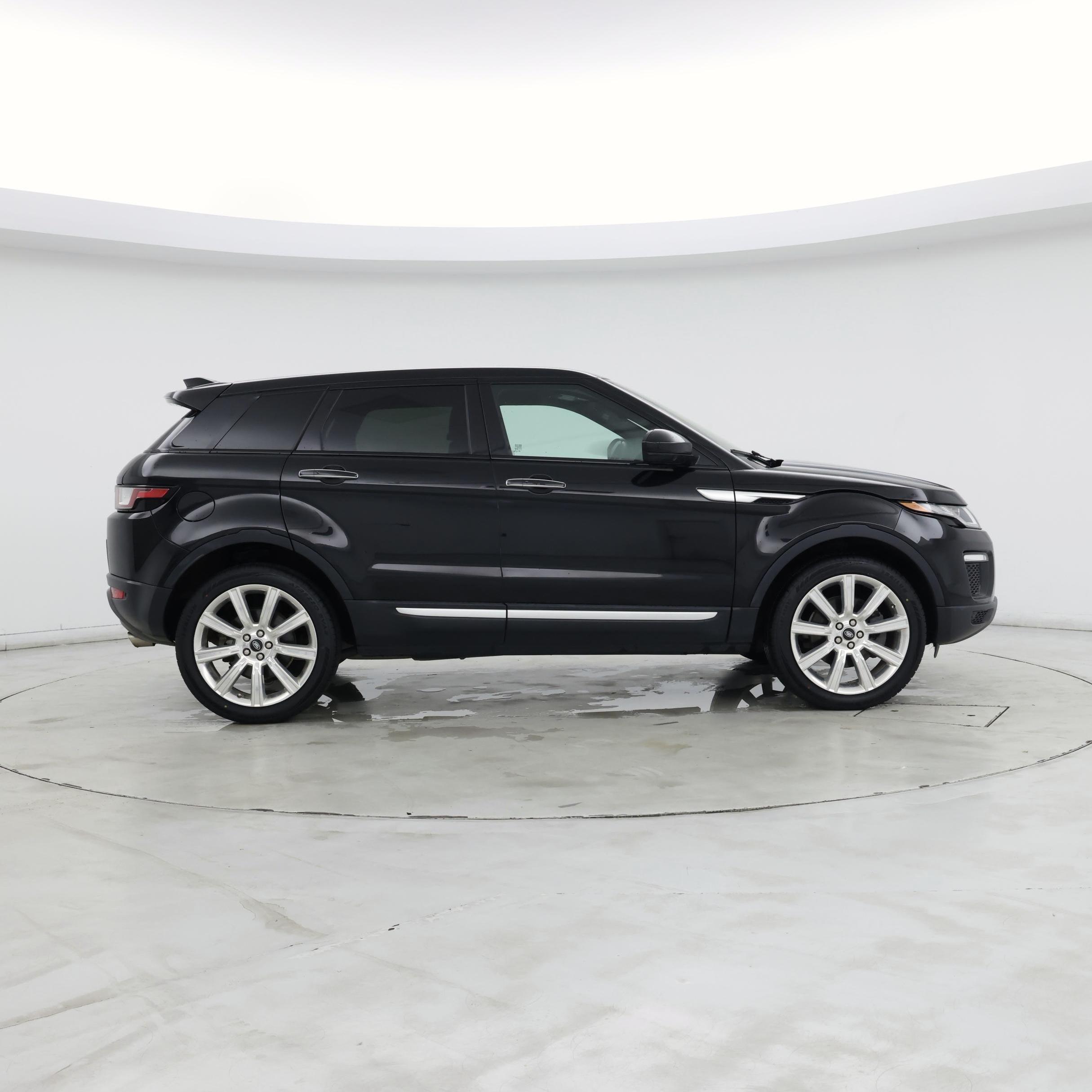 Thumbnail: 2019 Land Rover Range Rover Evoque - 7