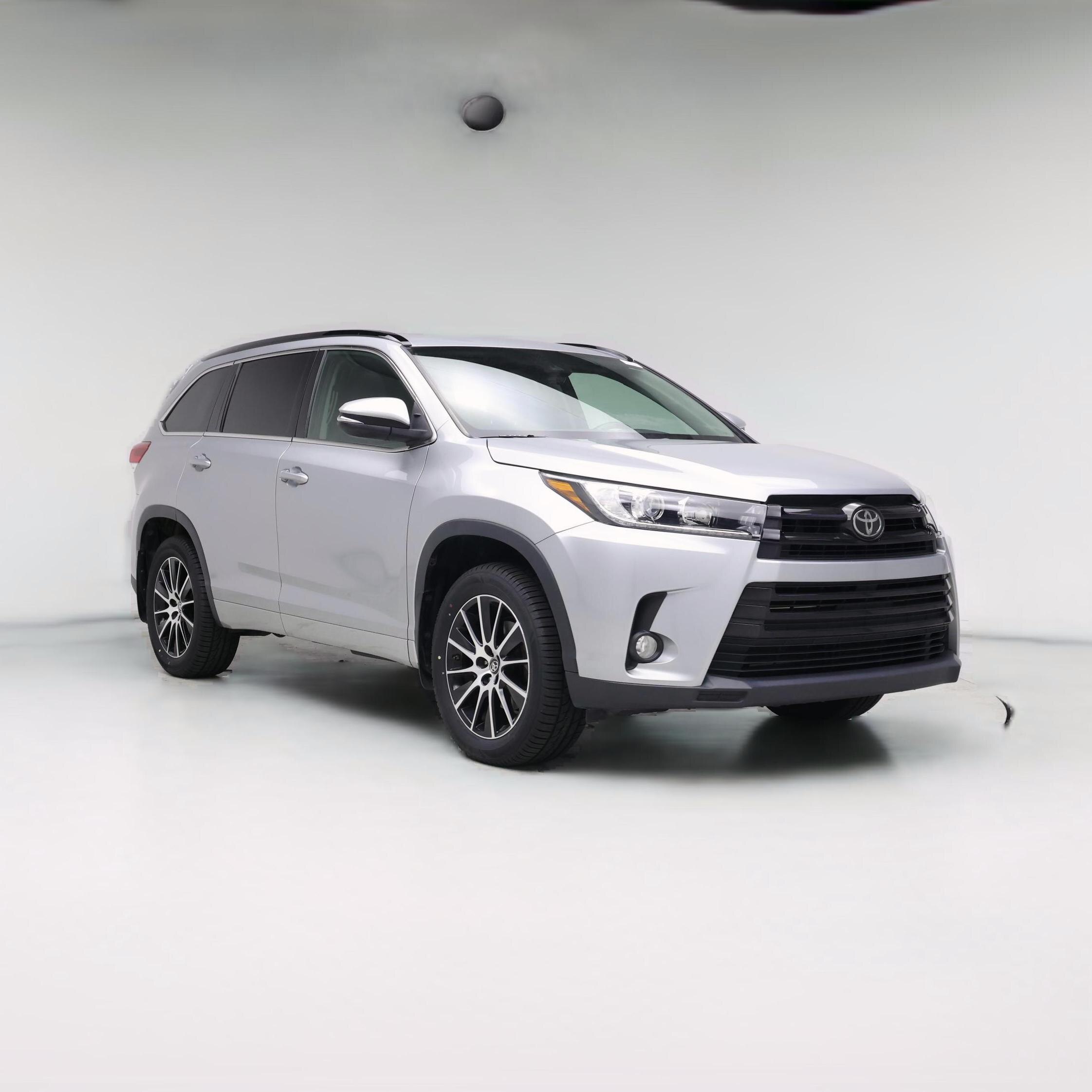 Thumbnail: 2017 Toyota Highlander - 1