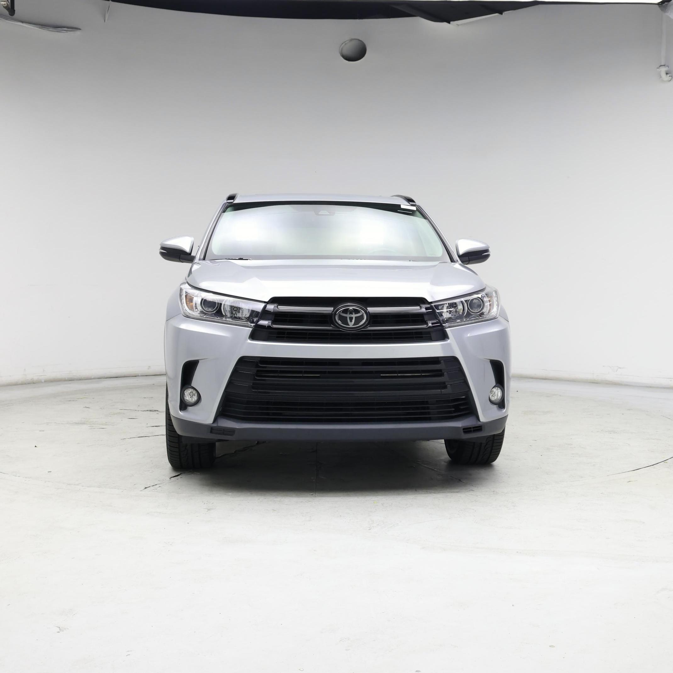 Thumbnail: 2017 Toyota Highlander - 5