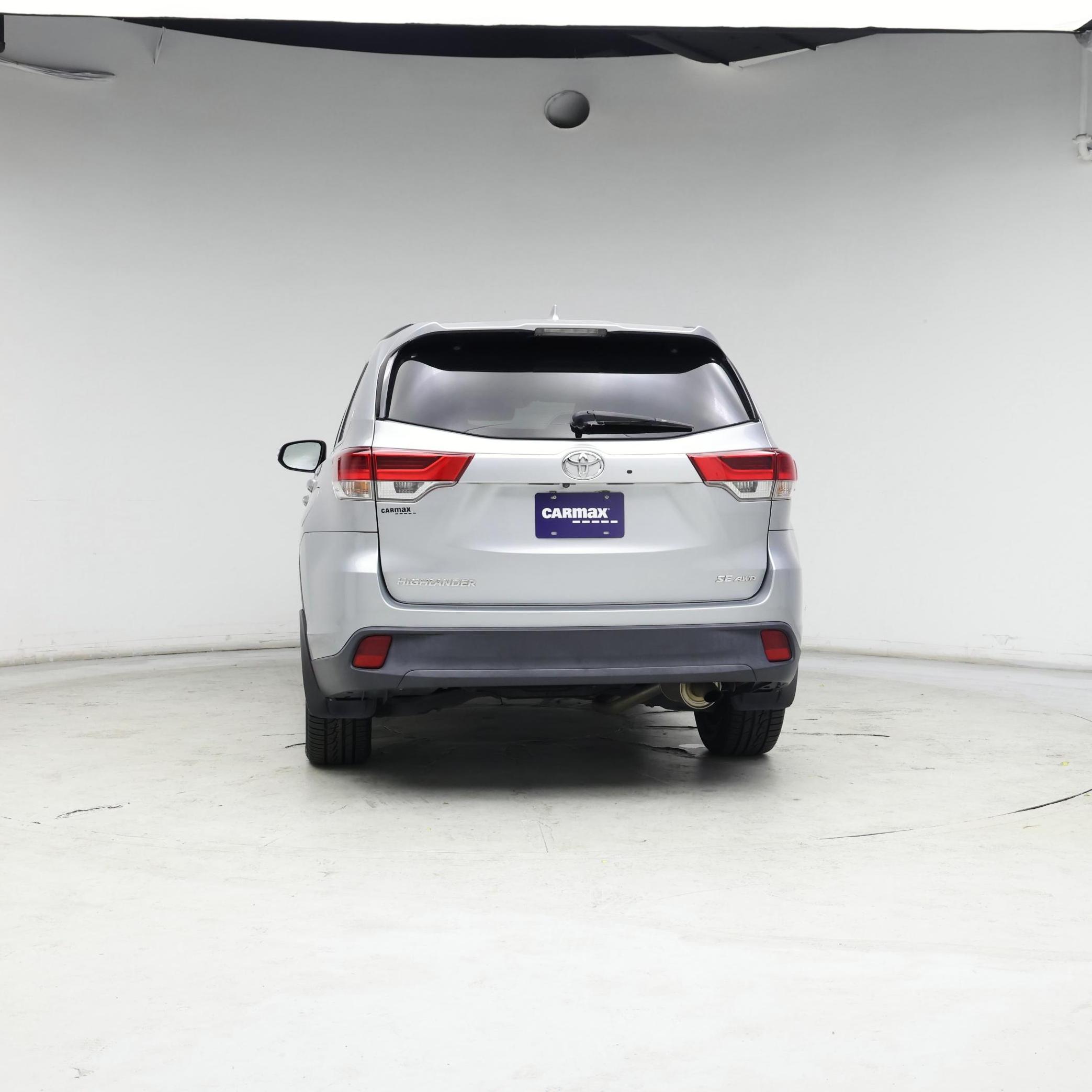 Thumbnail: 2017 Toyota Highlander - 6