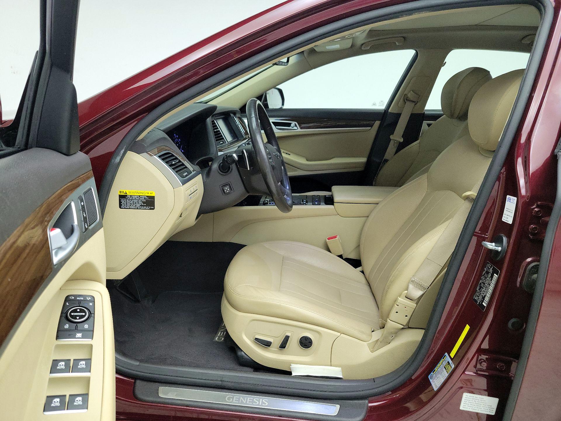 Thumbnail: 2017 Genesis G80 - 11