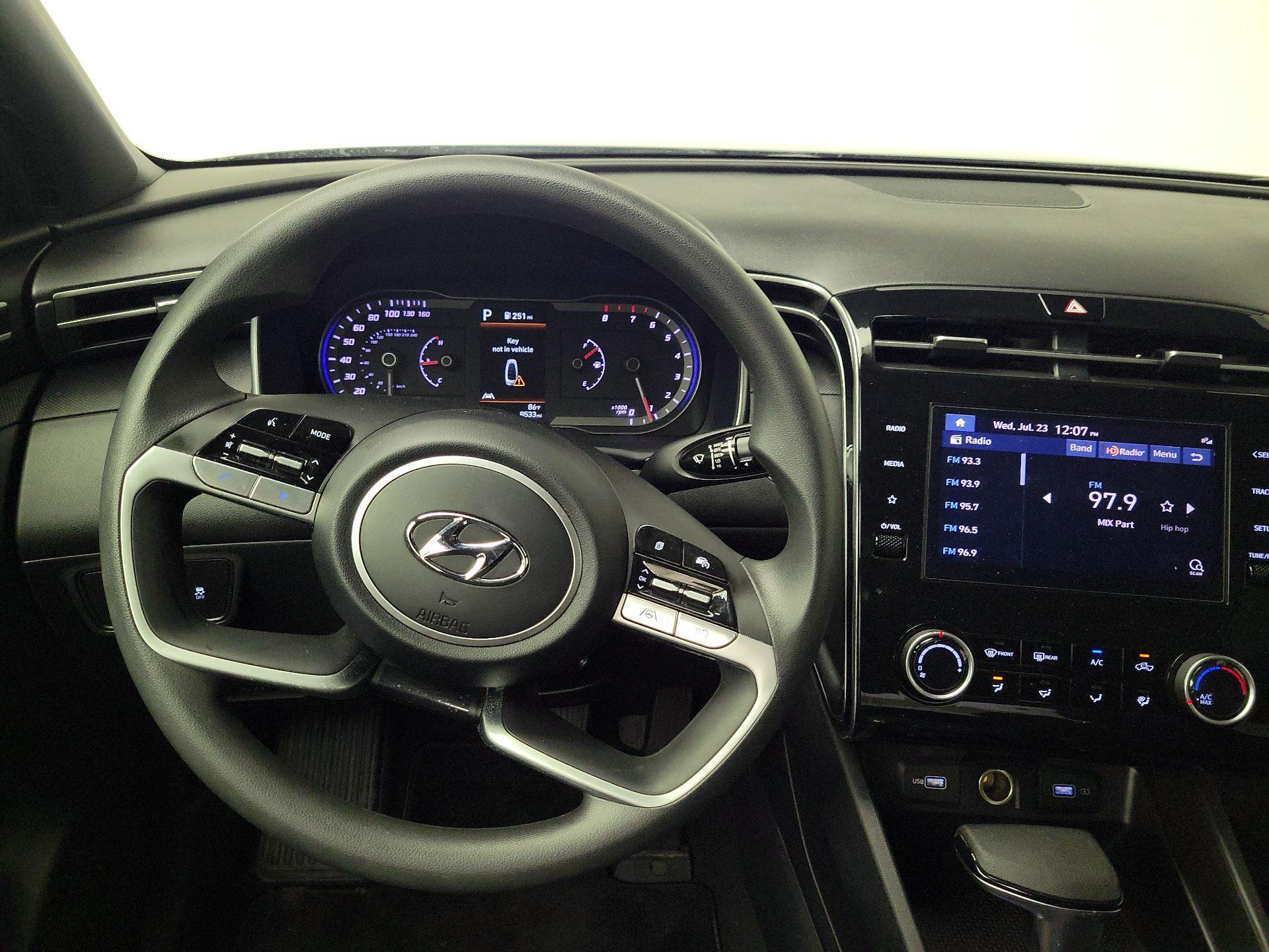Thumbnail: 2023 Hyundai Santa Cruz - 10