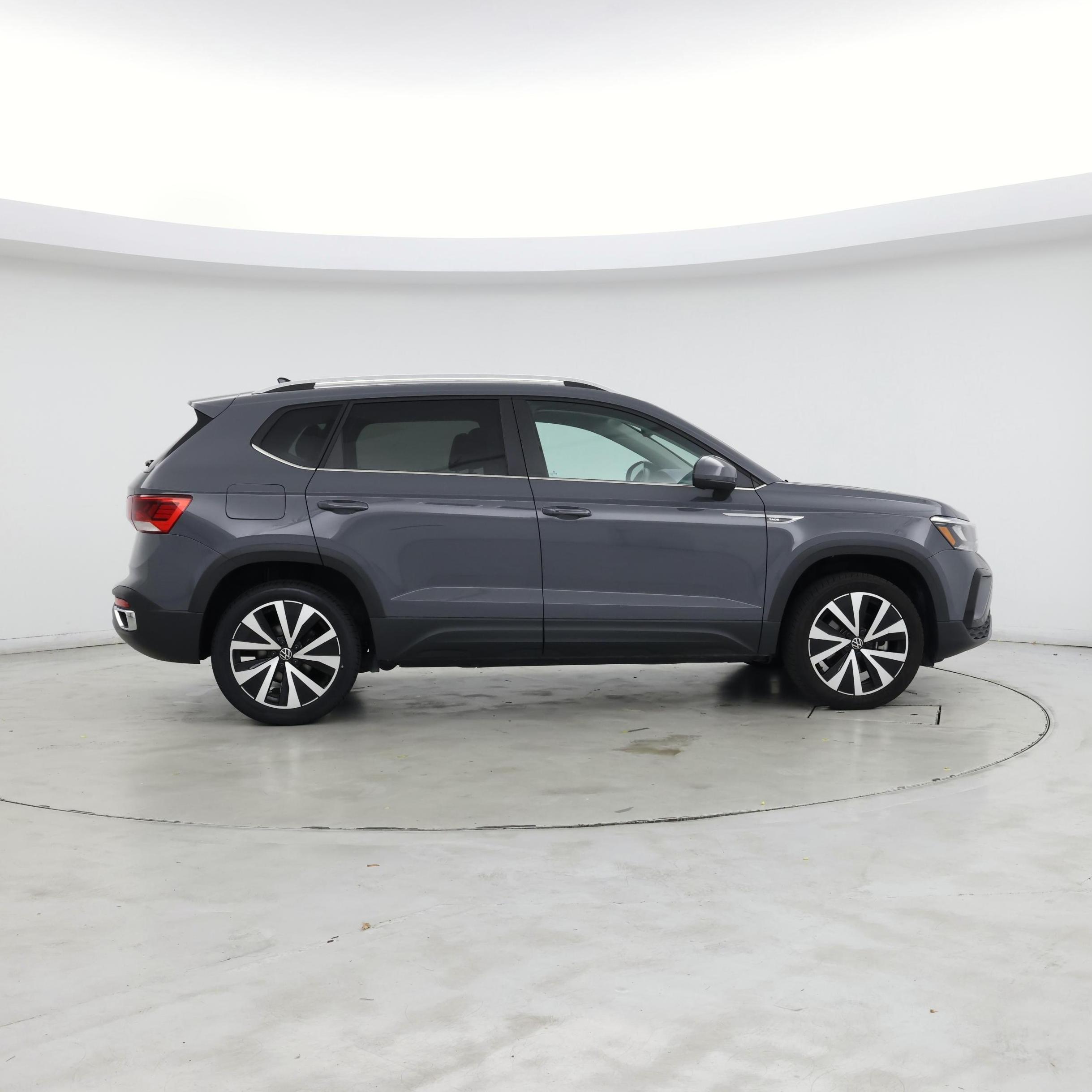 Thumbnail: 2023 Volkswagen Taos - 7