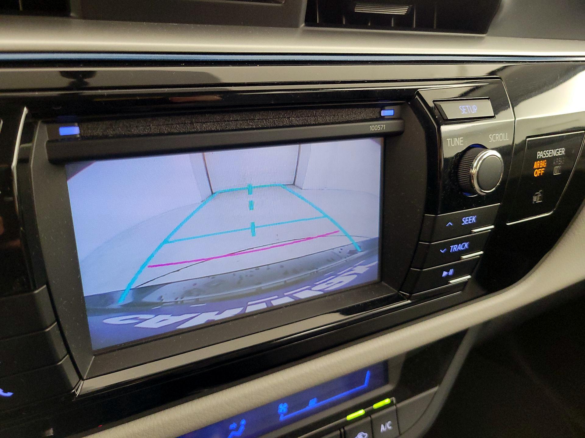 Thumbnail: 2016 Toyota Corolla - 14