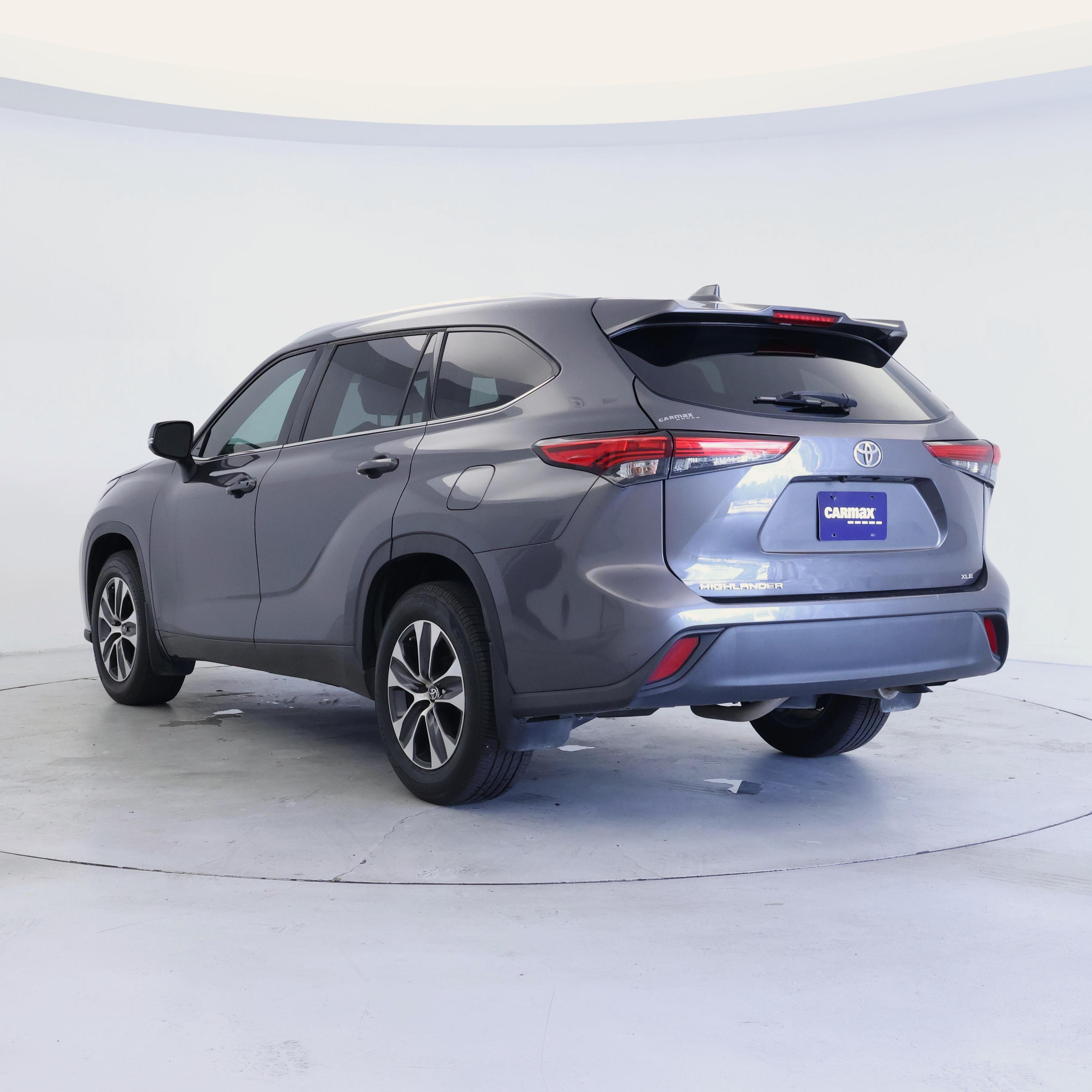 Thumbnail: 2021 Toyota Highlander - 2
