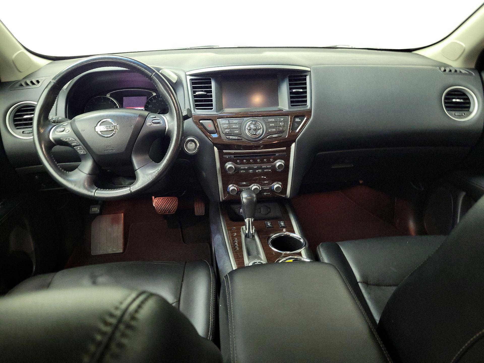 Thumbnail: 2015 Nissan Pathfinder - 9