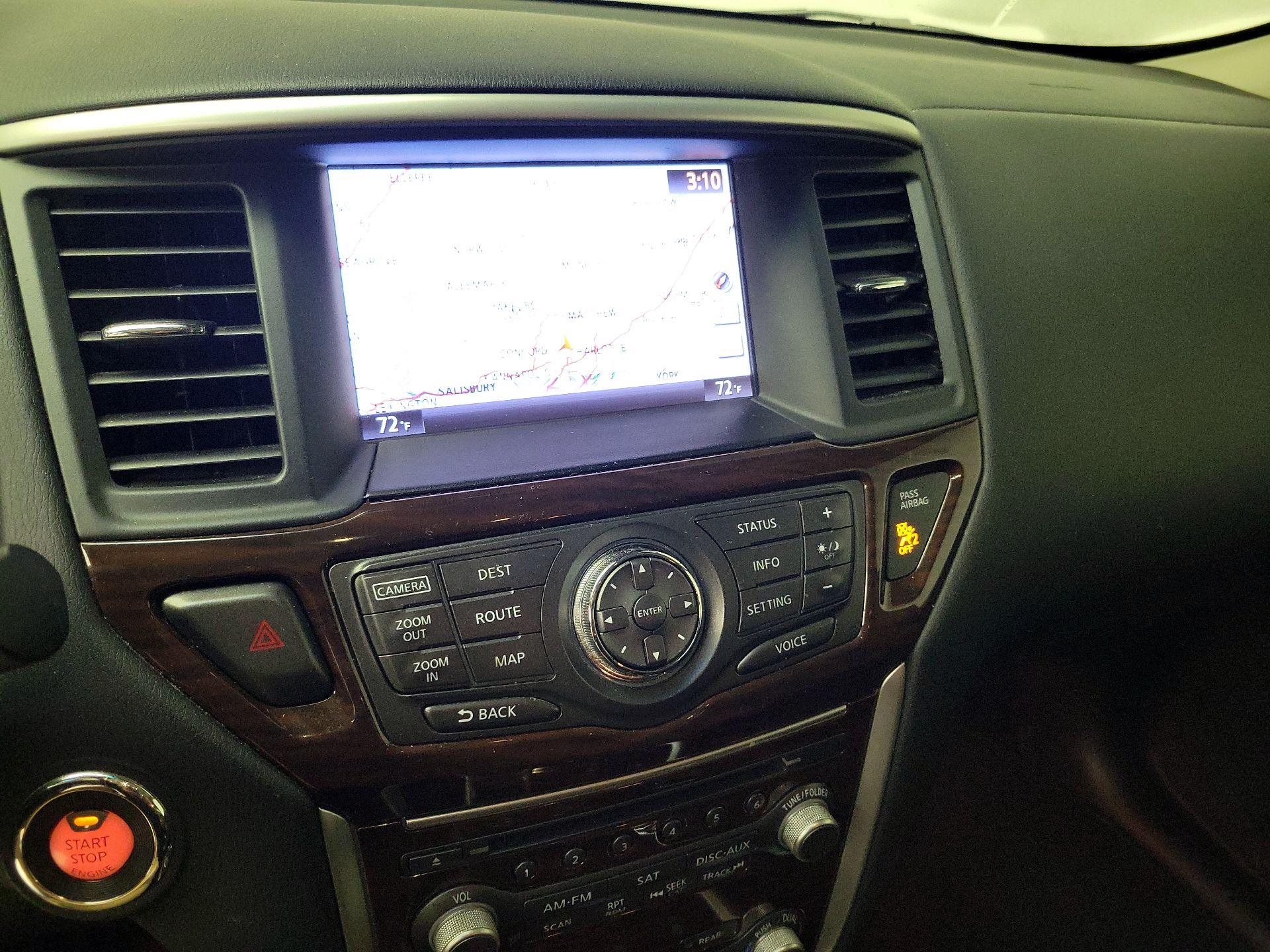 Thumbnail: 2015 Nissan Pathfinder - 15