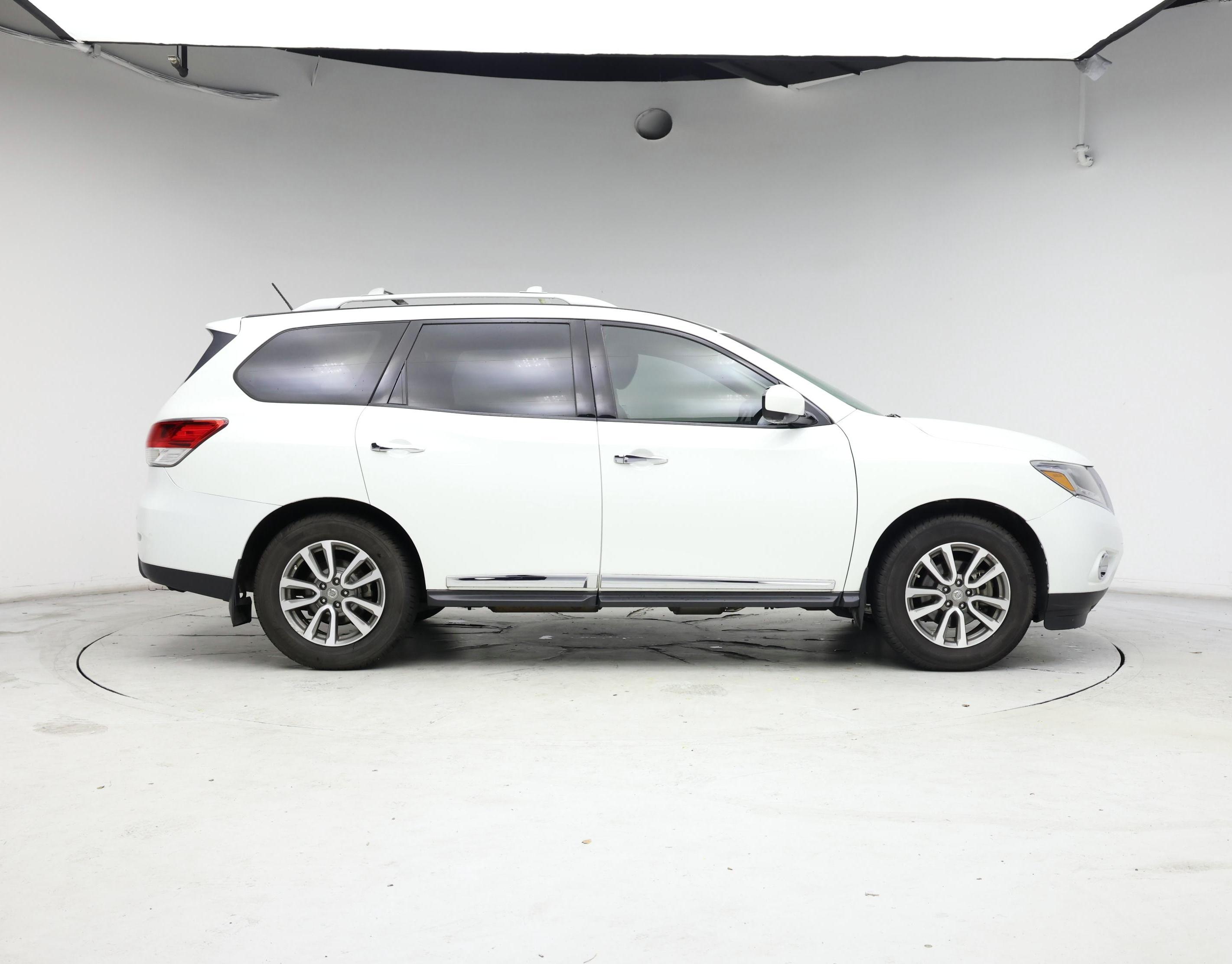 Thumbnail: 2015 Nissan Pathfinder - 7