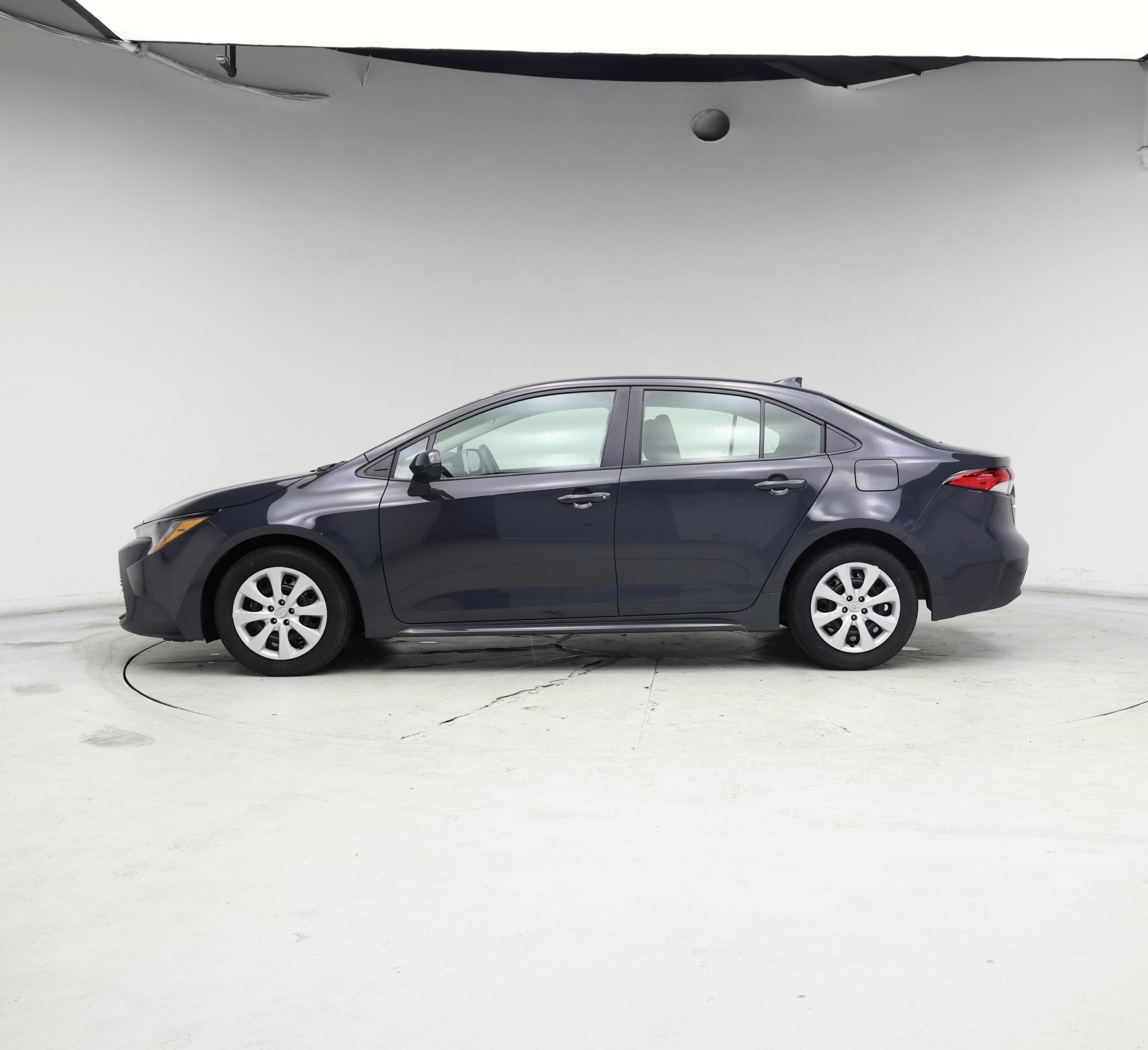 Thumbnail: 2024 Toyota Corolla - 3
