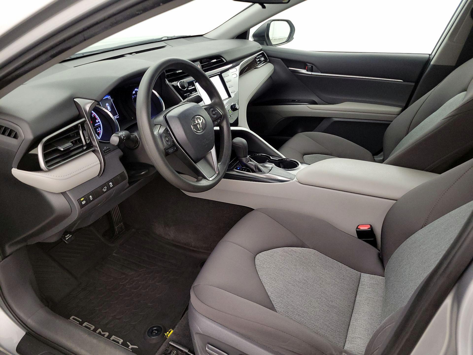 Thumbnail: 2019 Toyota Camry - 11