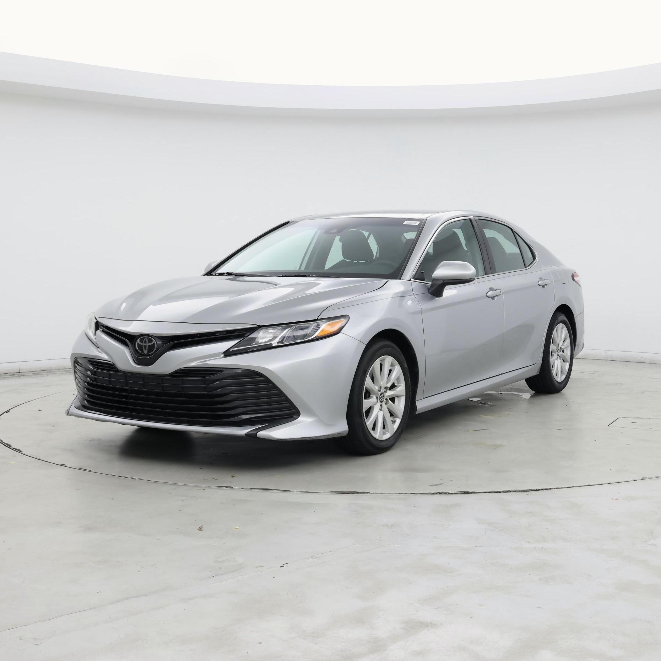 Thumbnail: 2019 Toyota Camry - 4