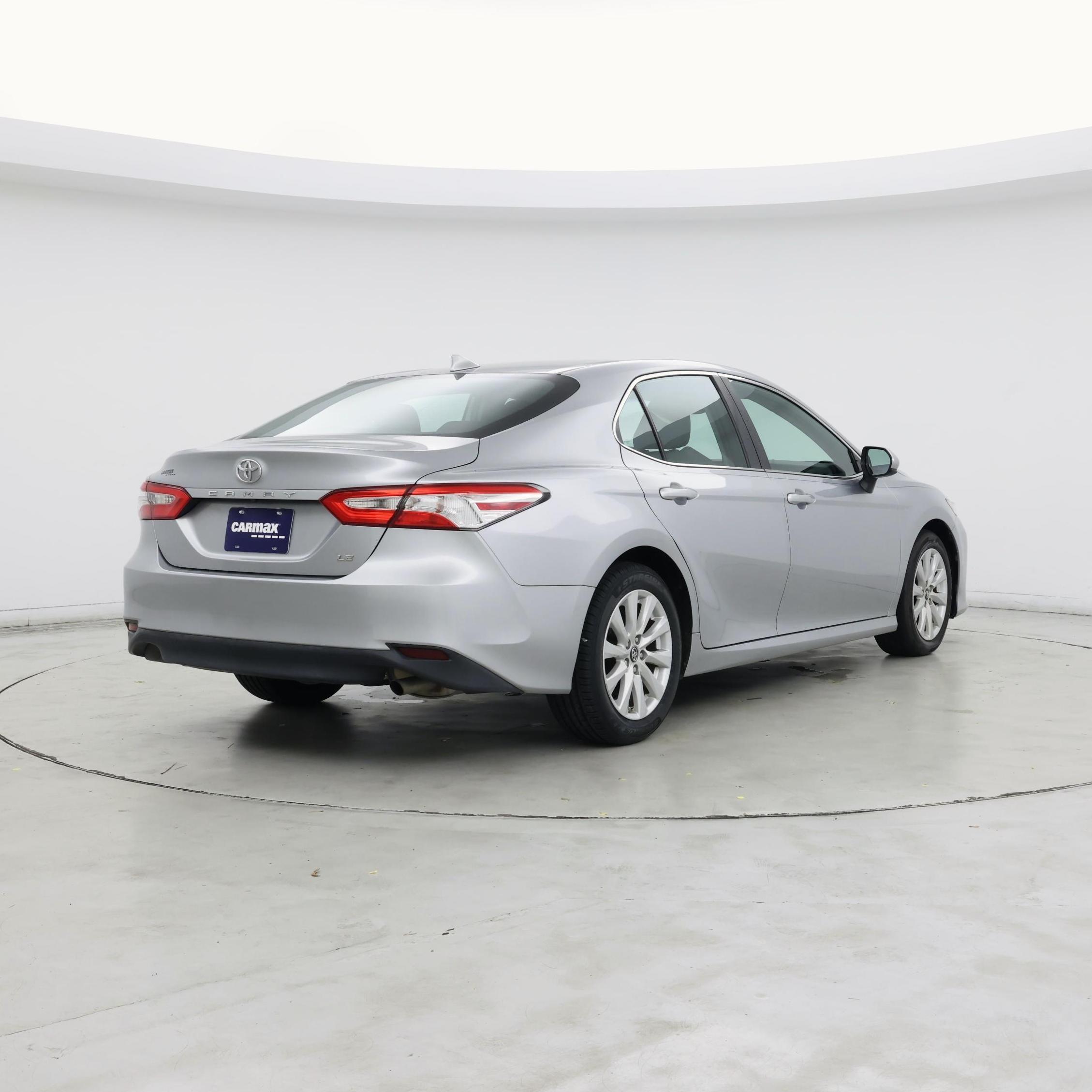 Thumbnail: 2019 Toyota Camry - 8