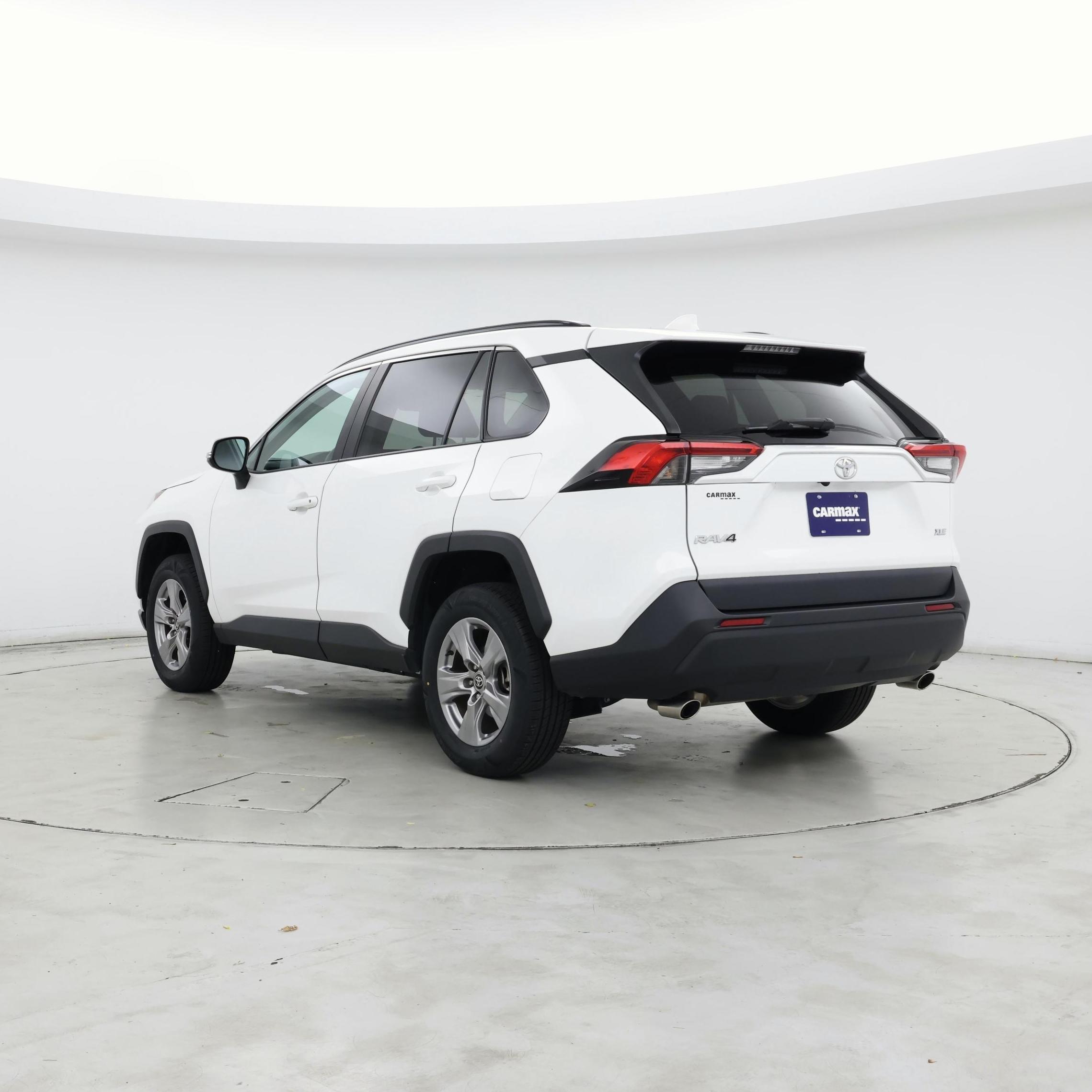 Thumbnail: 2022 Toyota RAV4 - 2